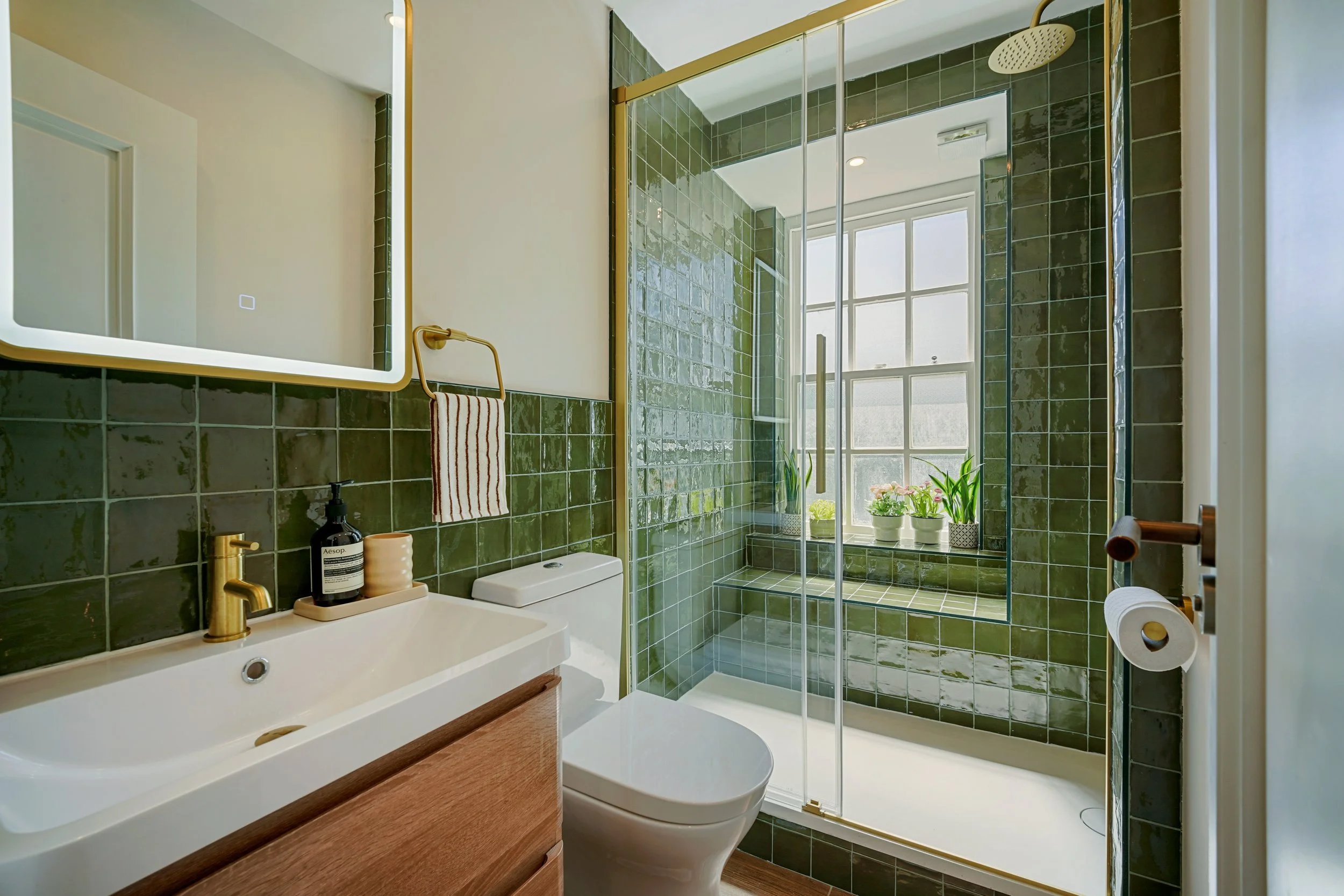 21a Eton Place - 5 Bathroom (2).jpg