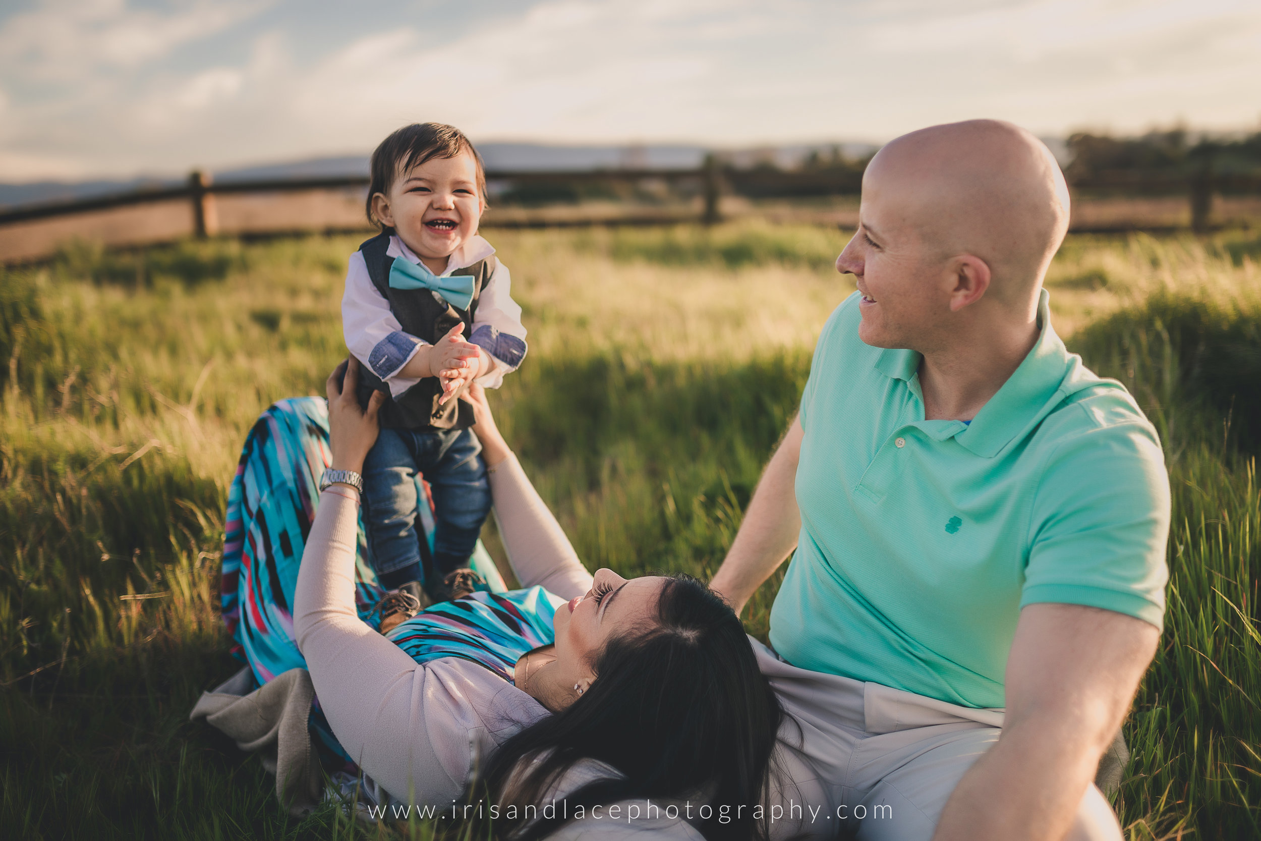 Family Photos with 1 year old  |  Iris and Lace Photography  |  1 year Family Birthday Photos