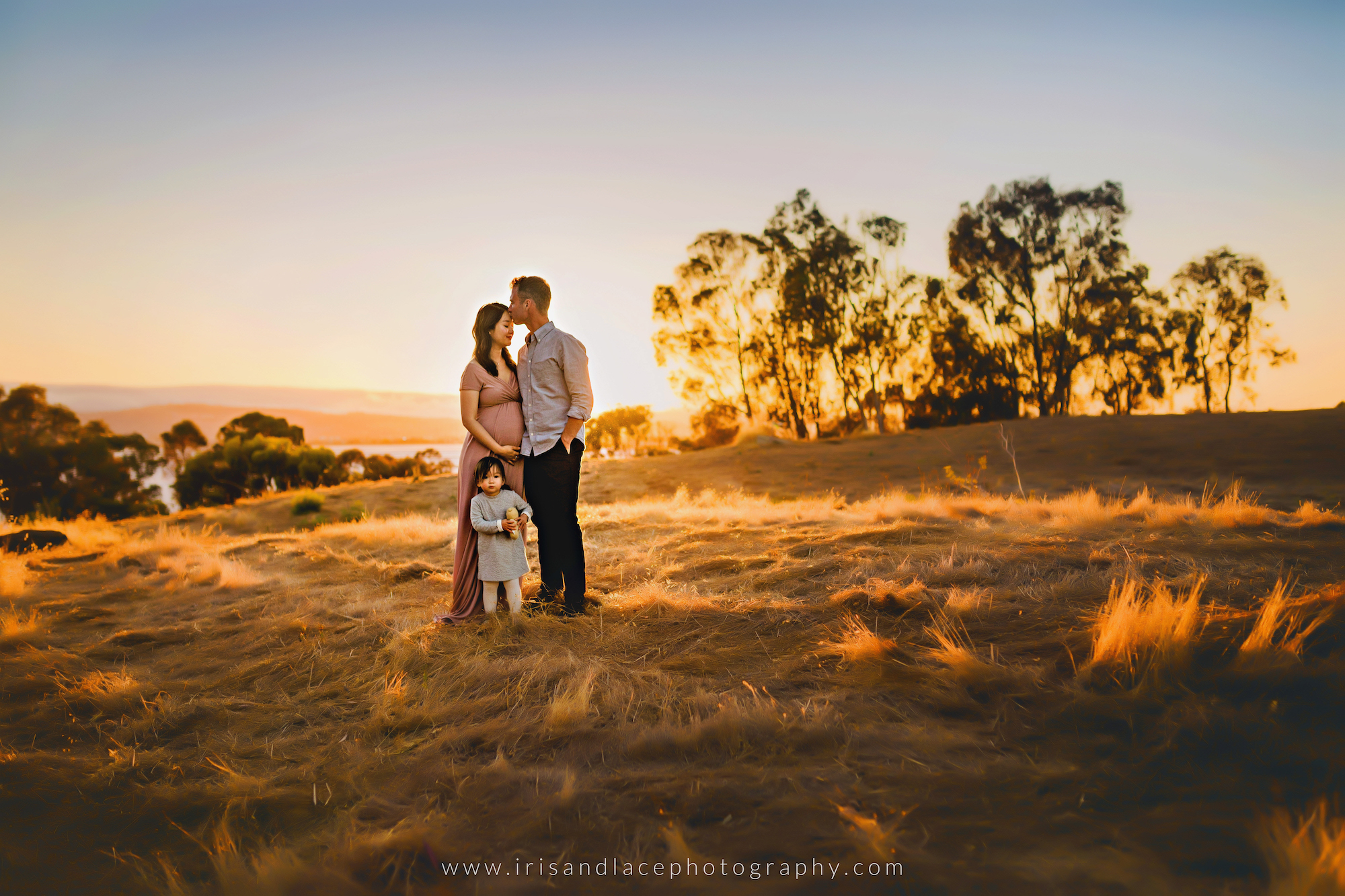 Sunset maternity photography in silicon valley
