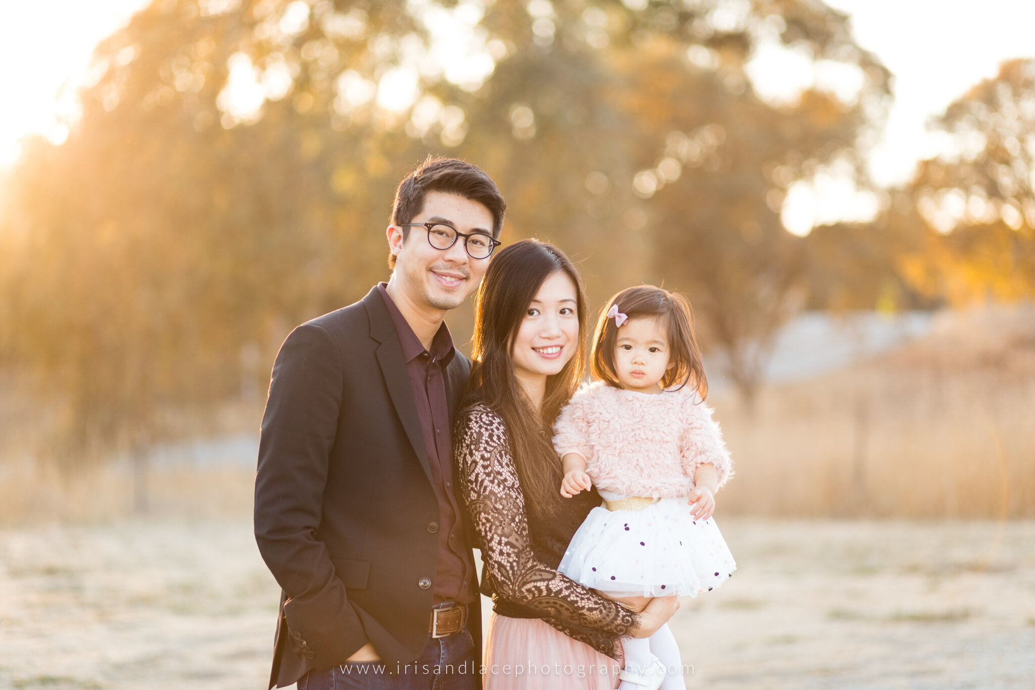 Outdoor Fall Family Photoshoot in Palo Alto  |  Iris and Lace Photography |  SF Bay Area Photographer