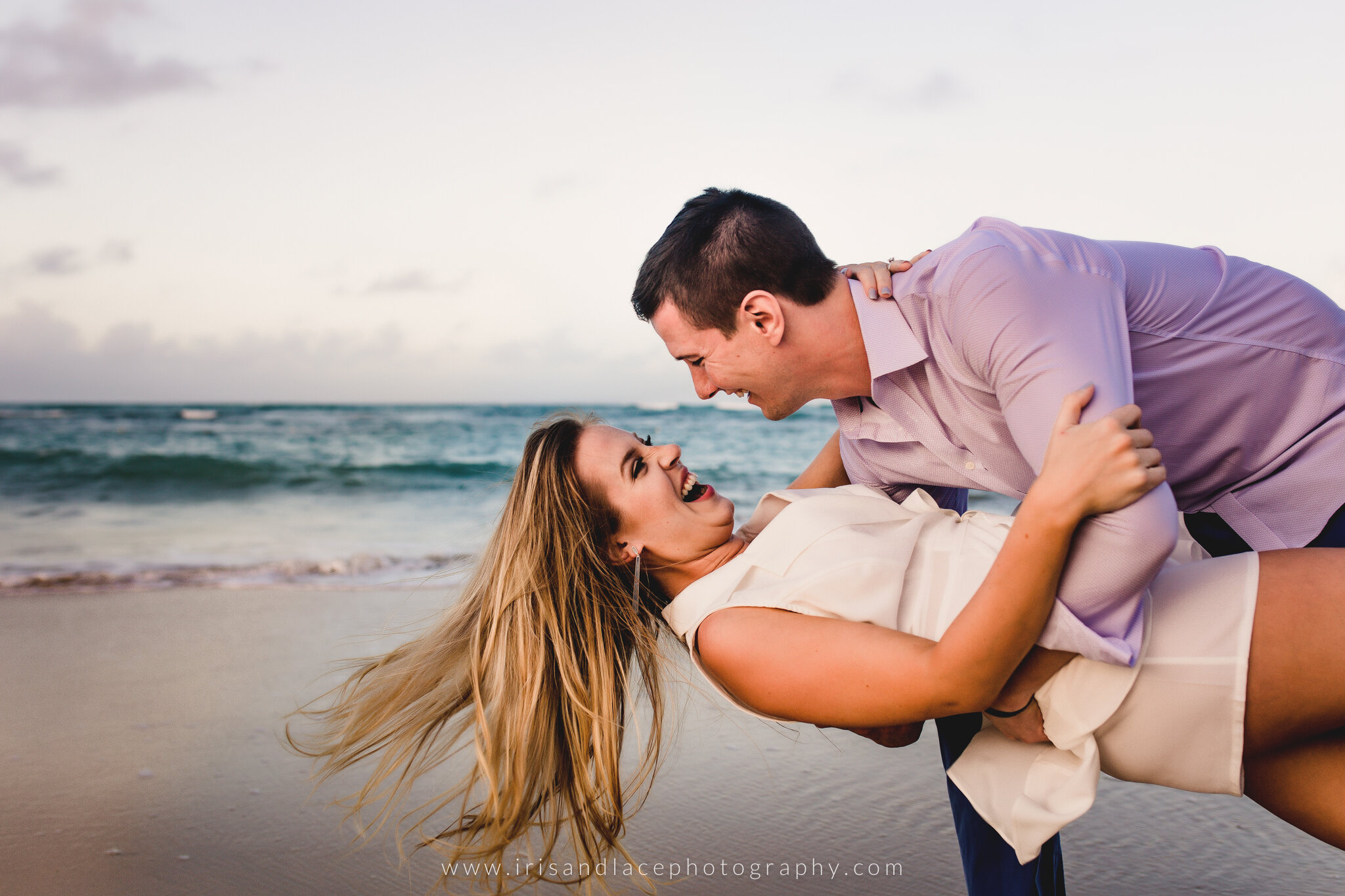 Engagement Photos on the beach  |  NorCal Travel Photographer  |  Iris and Lace Photography