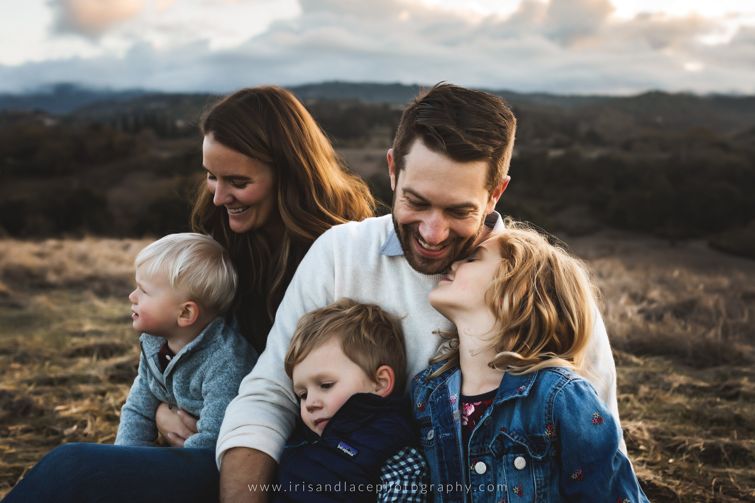 Peninsula Family Photoshoot by Family Lifestyle Photographer Iris and Lace Photography