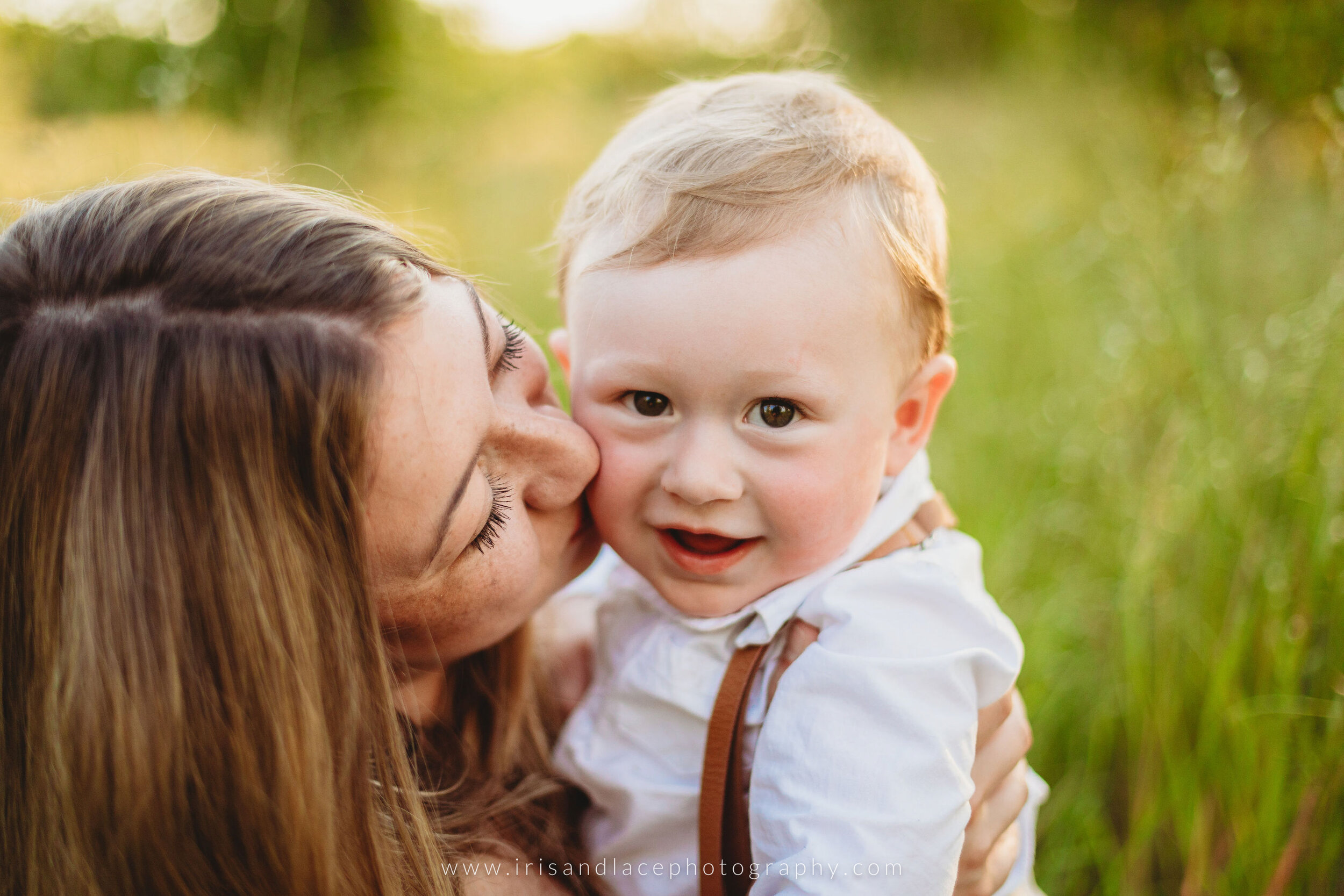 Mountain View, CA Family Photographer | Iris and Lace Photography