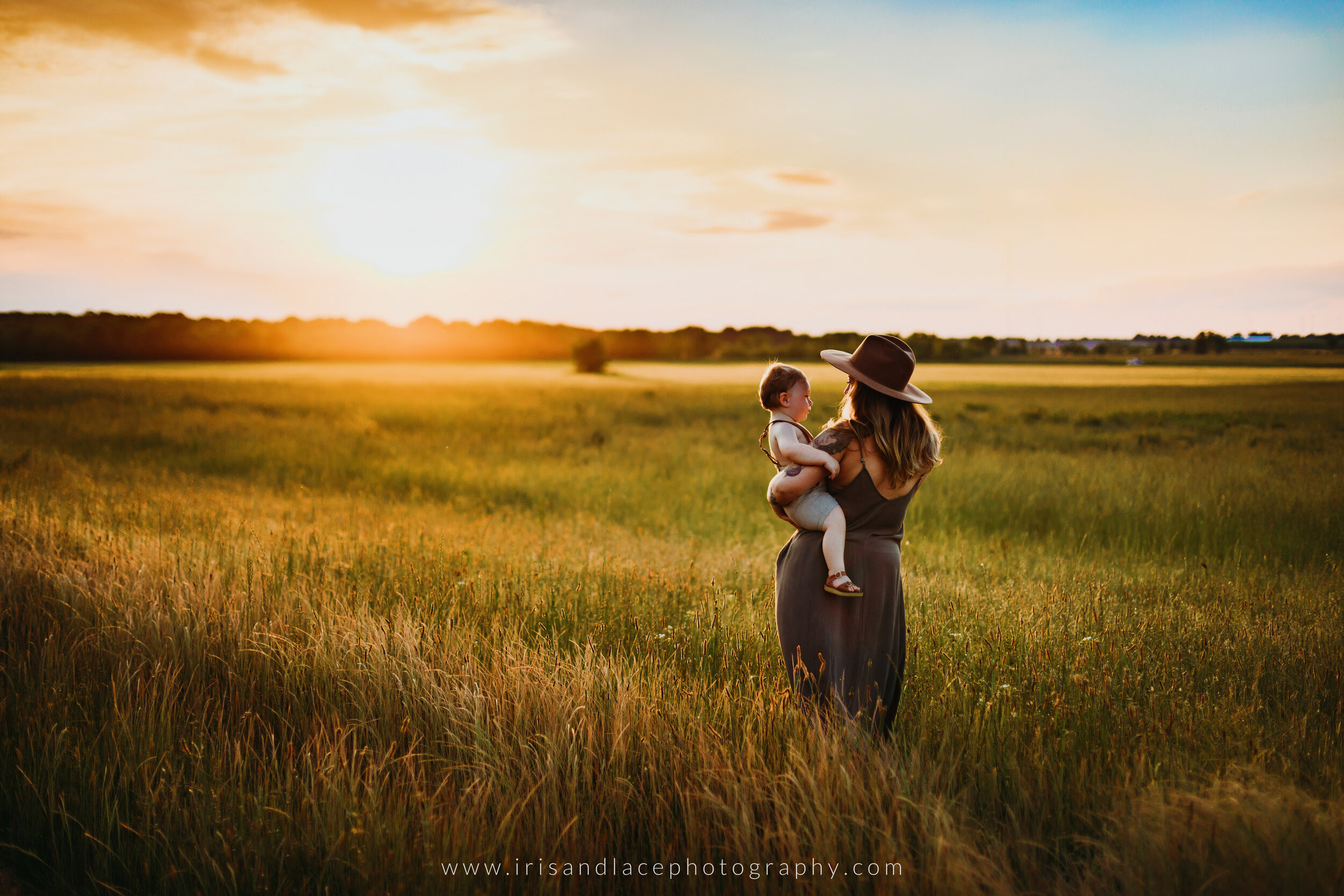Mountain View Family Photographer | Iris and Lace Photography