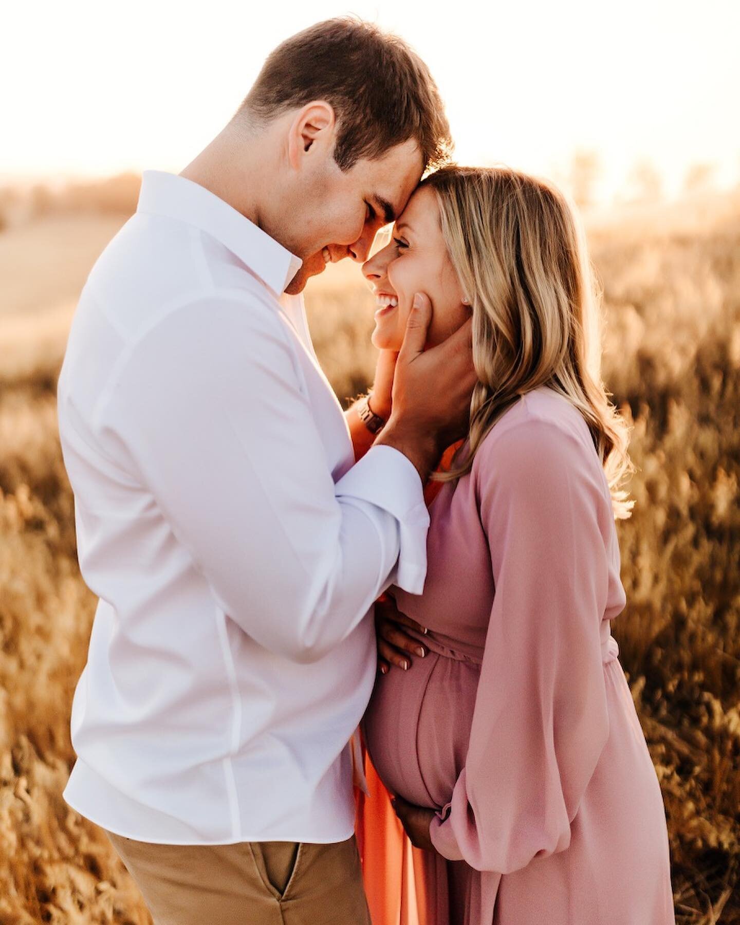 This dad gets extra credit for doing maternity photos with his gorgeous wife on his birthday❤️ 
I love this set of photos because it really demonstrates the way that light changes across a photoshoot, as the sun sets on the horizon. This effect leads