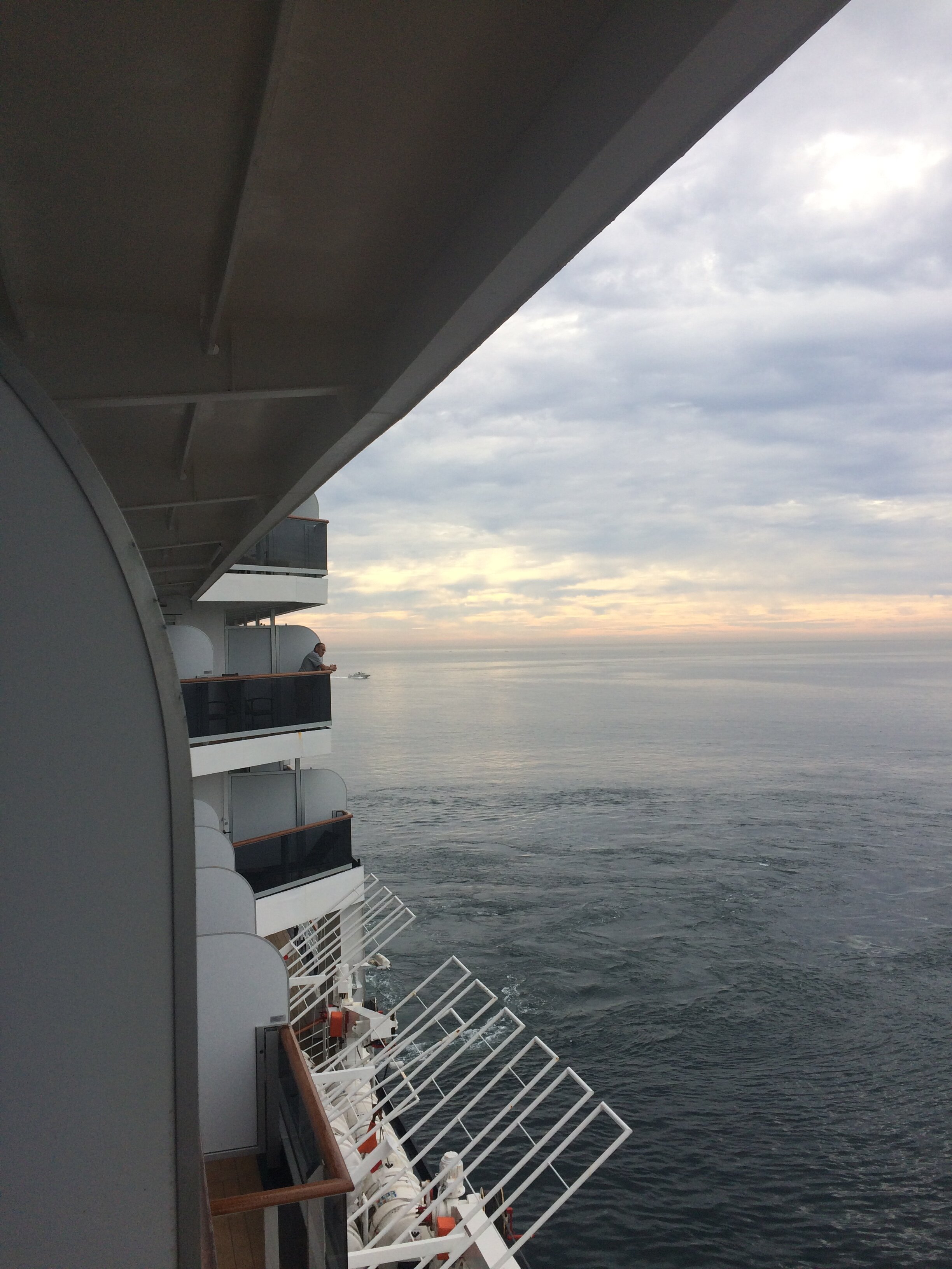 Cruise ship approaching Cabo San Lucas