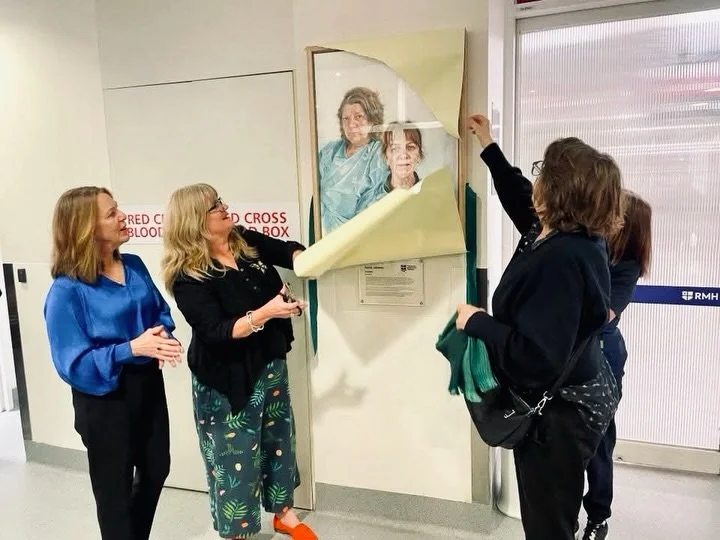 Lovely morning at the unveiling of my painting &lsquo;Frontline&rsquo; which was acquired by the Royal Melbourne Hospital. 

The painting hangs in the RMH Emergency Department waiting room as a tribute to the incredible work done by nurses and frontl