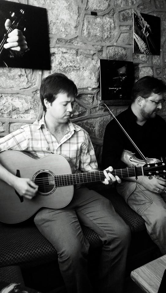 Caoimhín Guitar George Fiddle