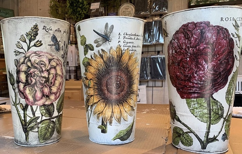  French Market Floral Can 