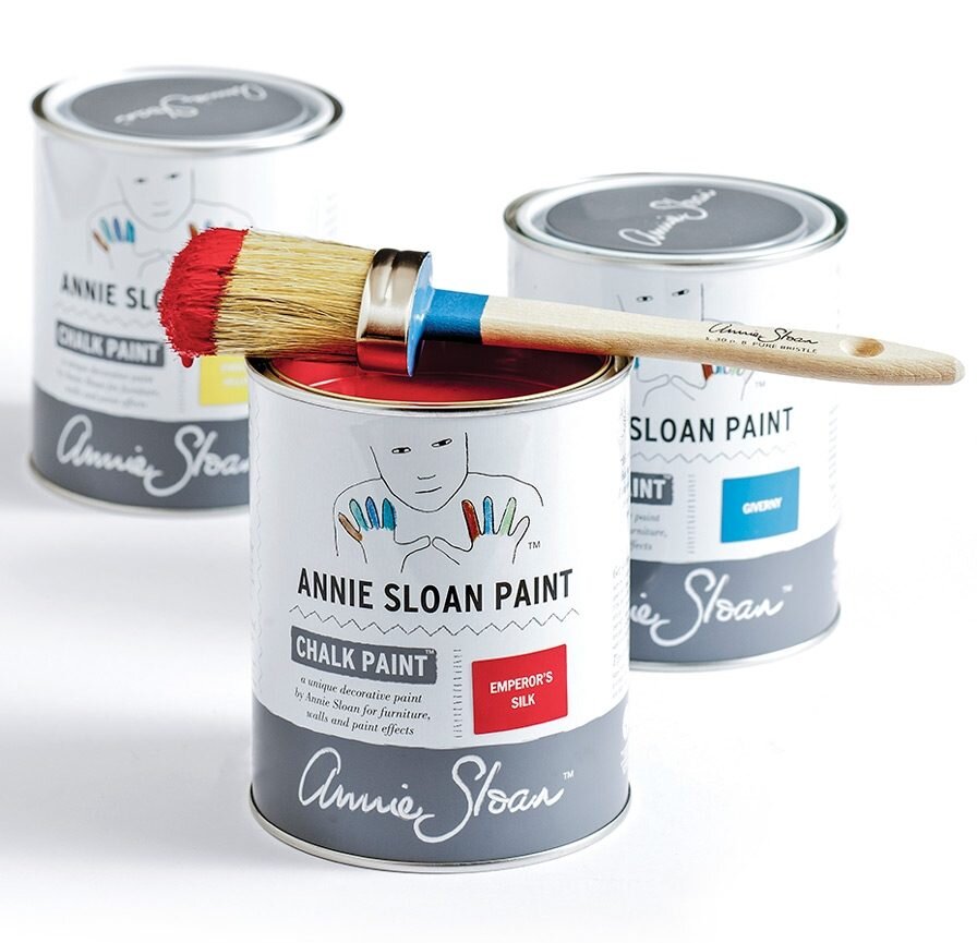 chalk-paint-brush-and-tin-896-1-e1590461172726.jpeg