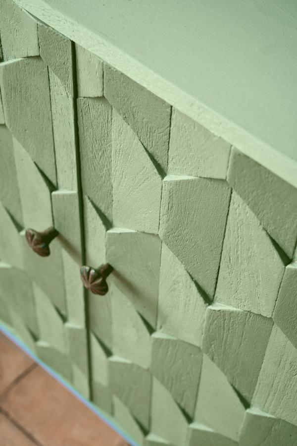 SMCapability-Green-Cabinet-170423_0014_CFC-600x900.png