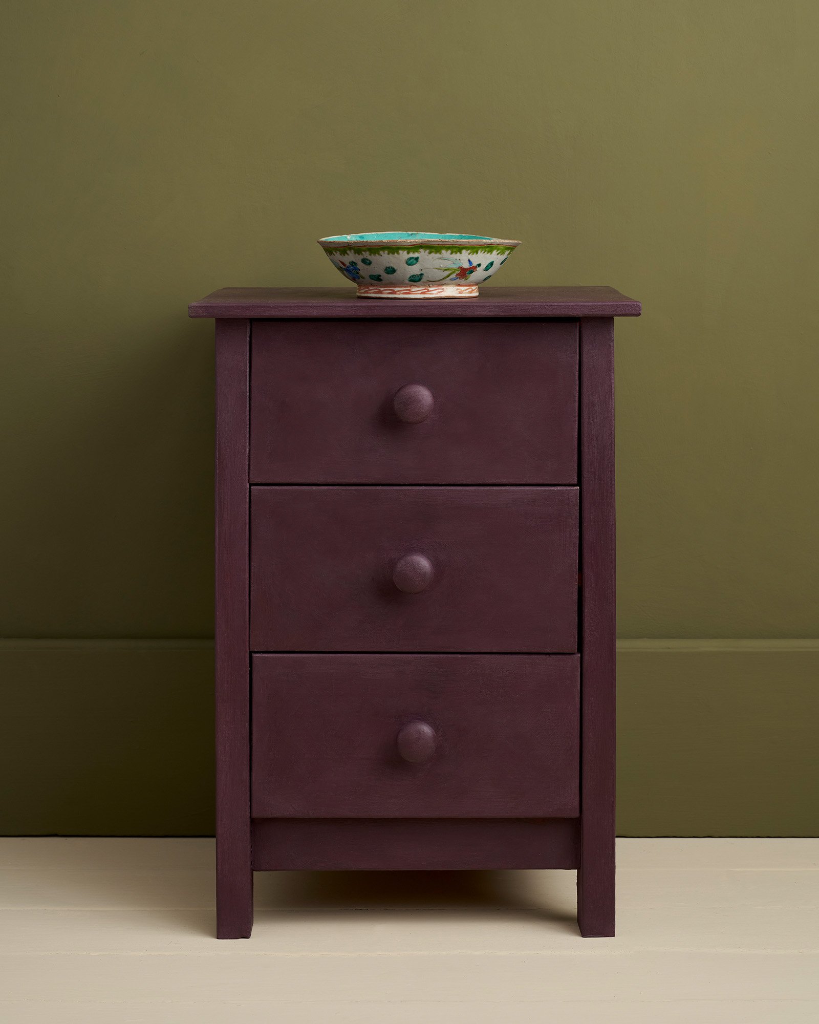 250028-WEB-plum-set_-01-300dpi-CFC-1600 × 2000px.jpg
