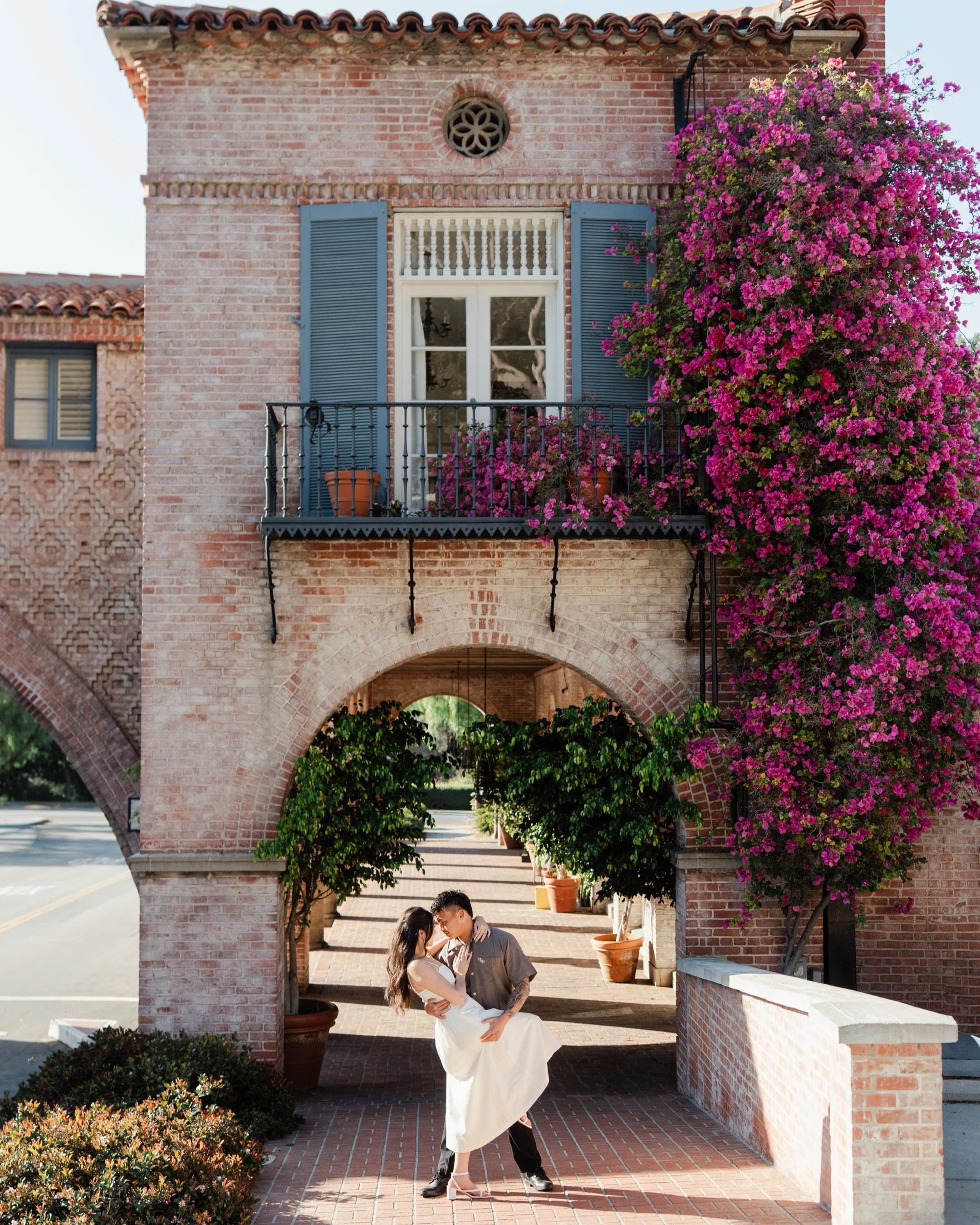 The flowers are having a full bloom last weekend🥹 Stunning scenery and lovely couple💫 See you guys in November!
.
#paloverdes #engaged2026 #bride2027 #ranchopalosverdes #malagacove