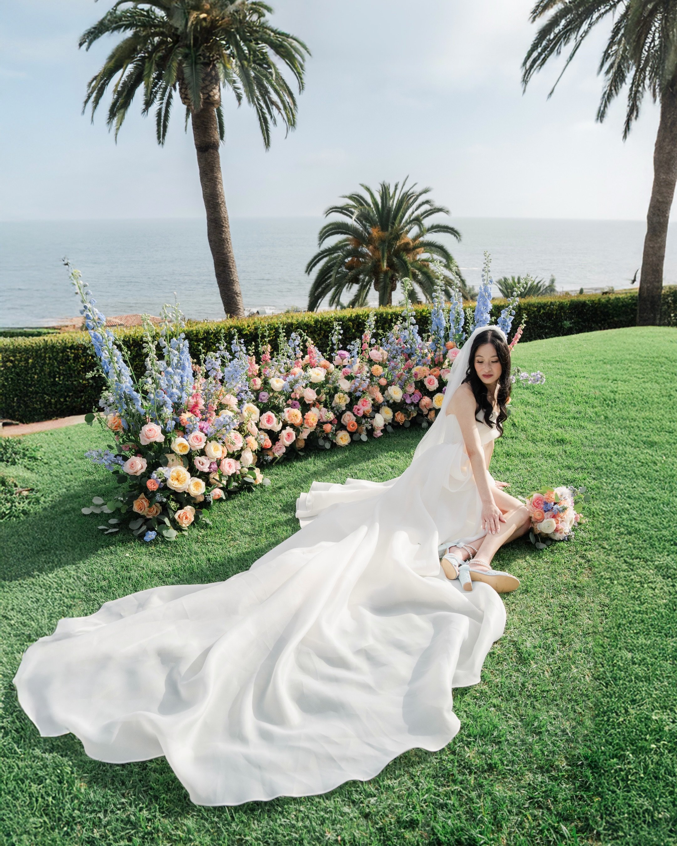 Something blue, something soft, something entirely her. Valerie&rsquo;s getting-ready moments at the stunning Bel-Air Bay Club were the kind that make you hold your breath, the quiet ocean view magic. From the delicate pastels of her girls surroundin