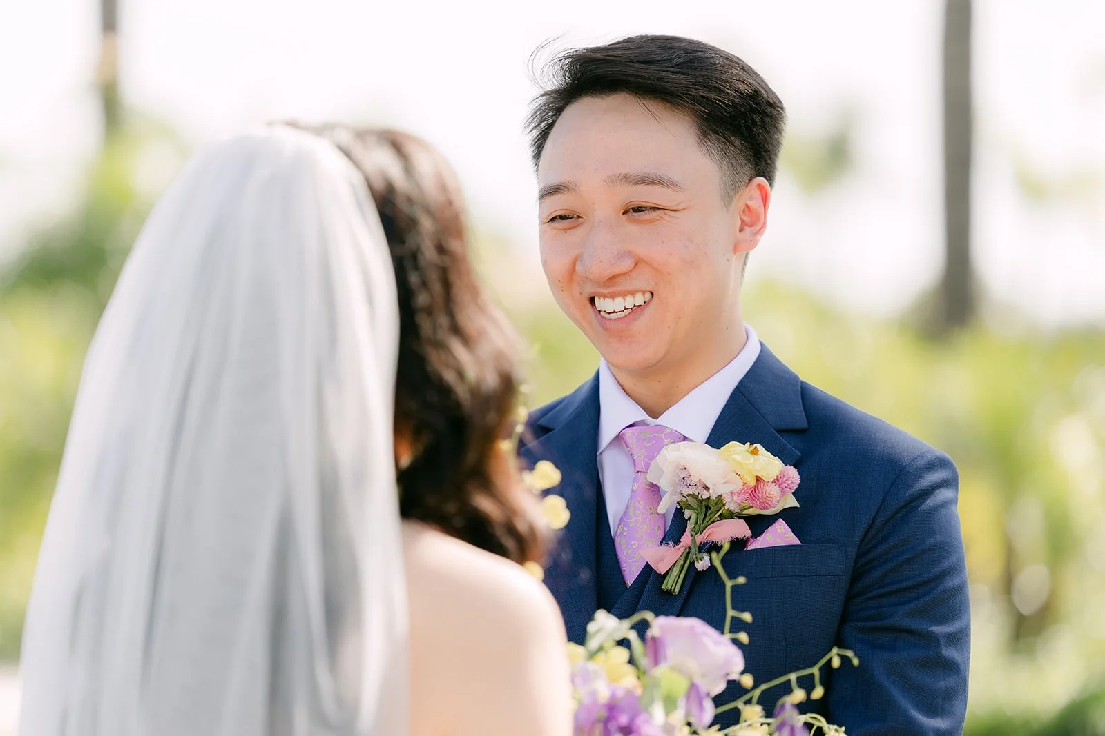Elijah beaming as he sees Vannie for the real first look.