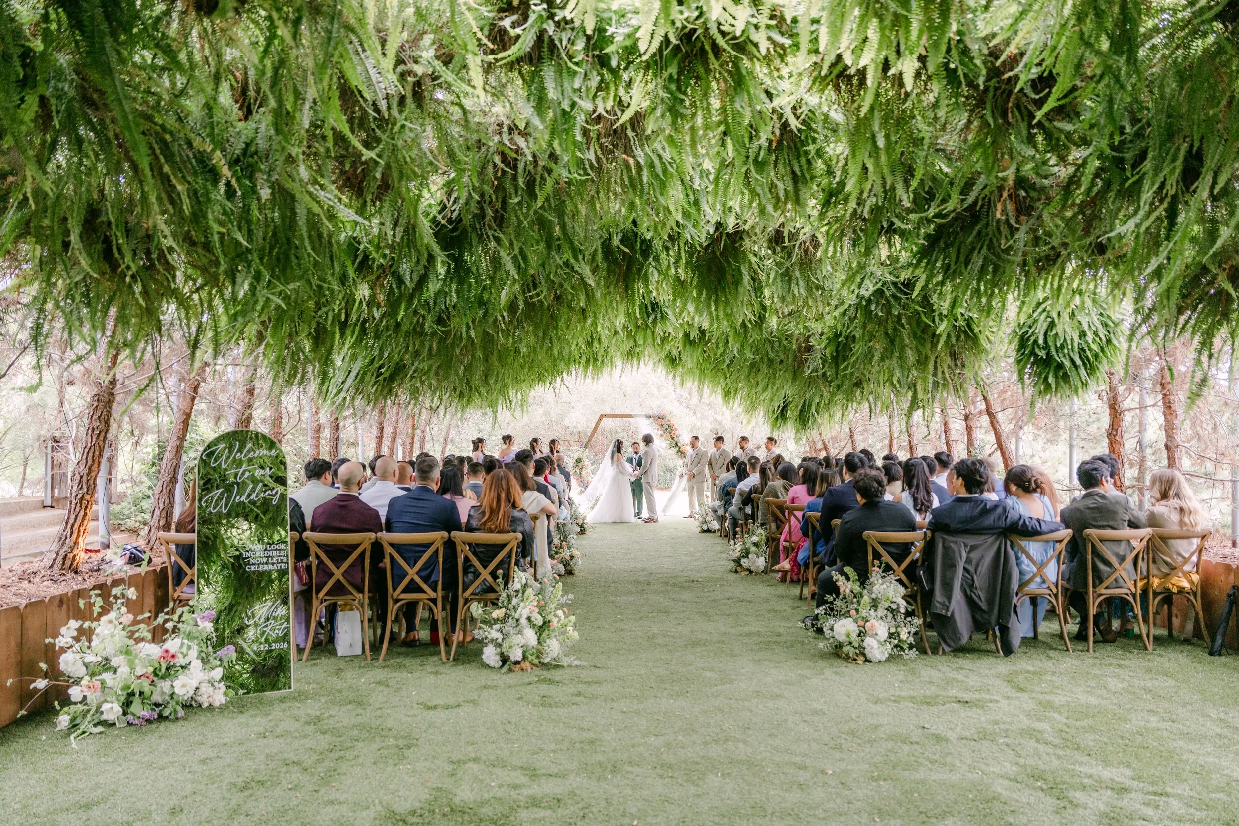KatMikeWedding_SneakPeek_0091.jpg