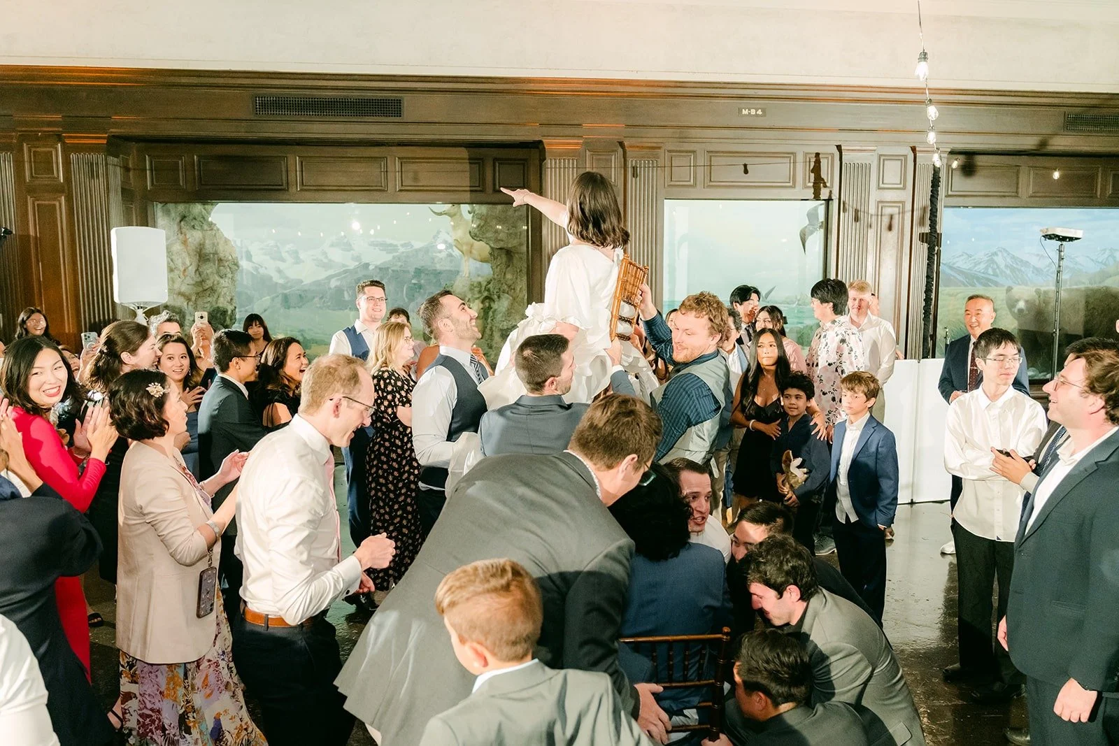 The Hora spinning around Jessie and Philip