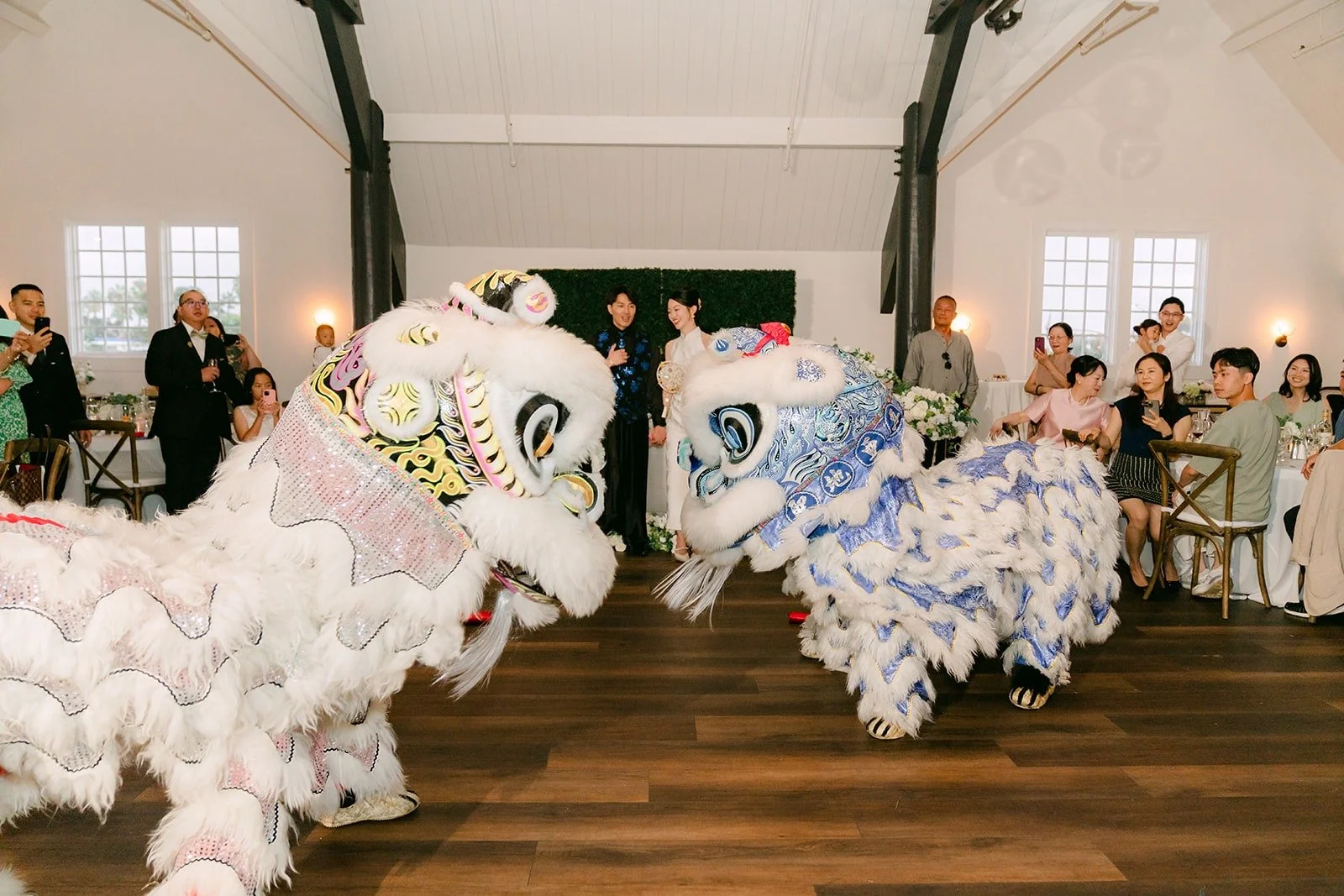 The lions approaching the tables
