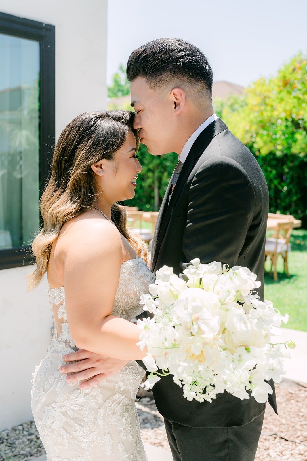Vincent kissing Candice's forehead after the first look