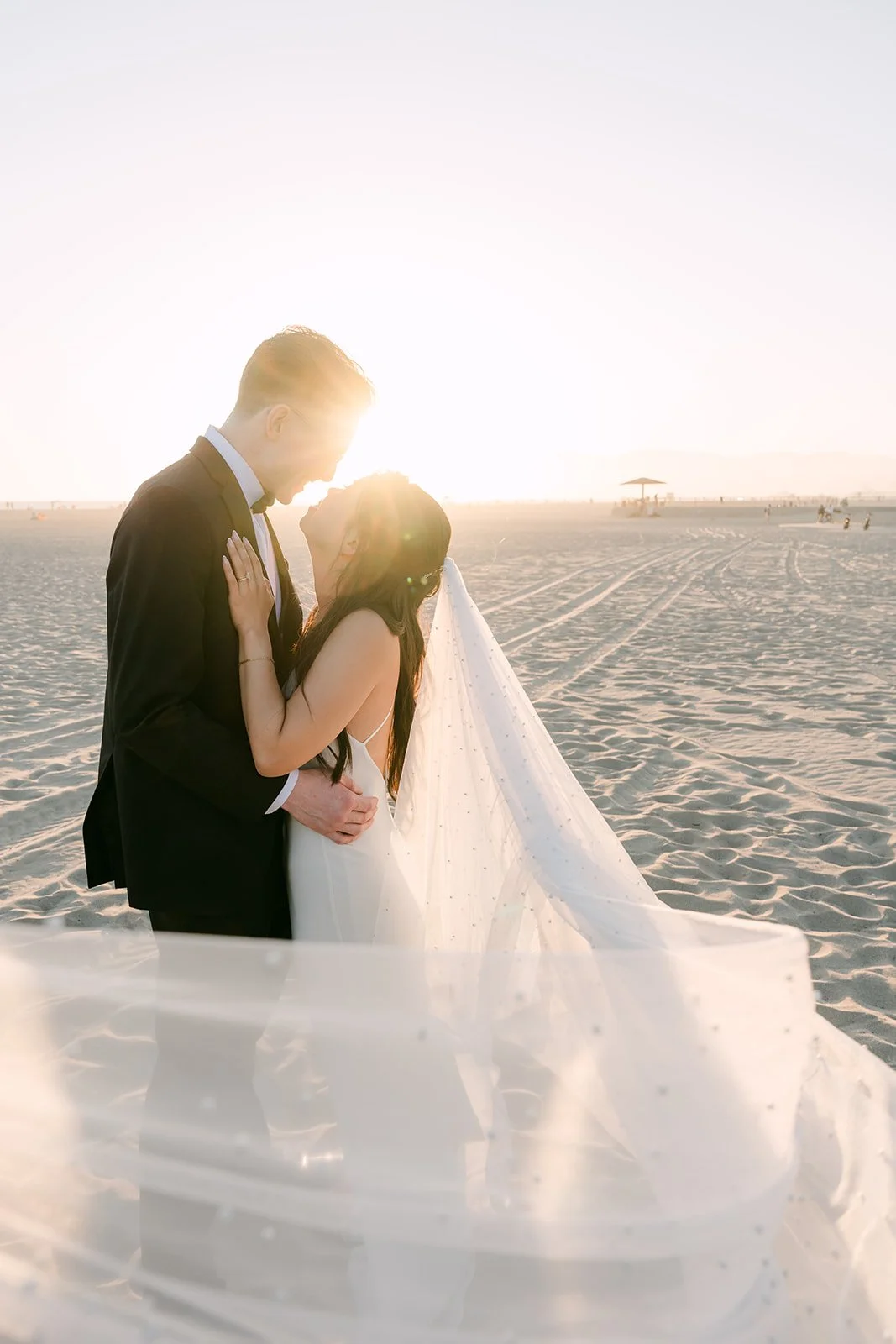 A sunset kiss on Venice Beach