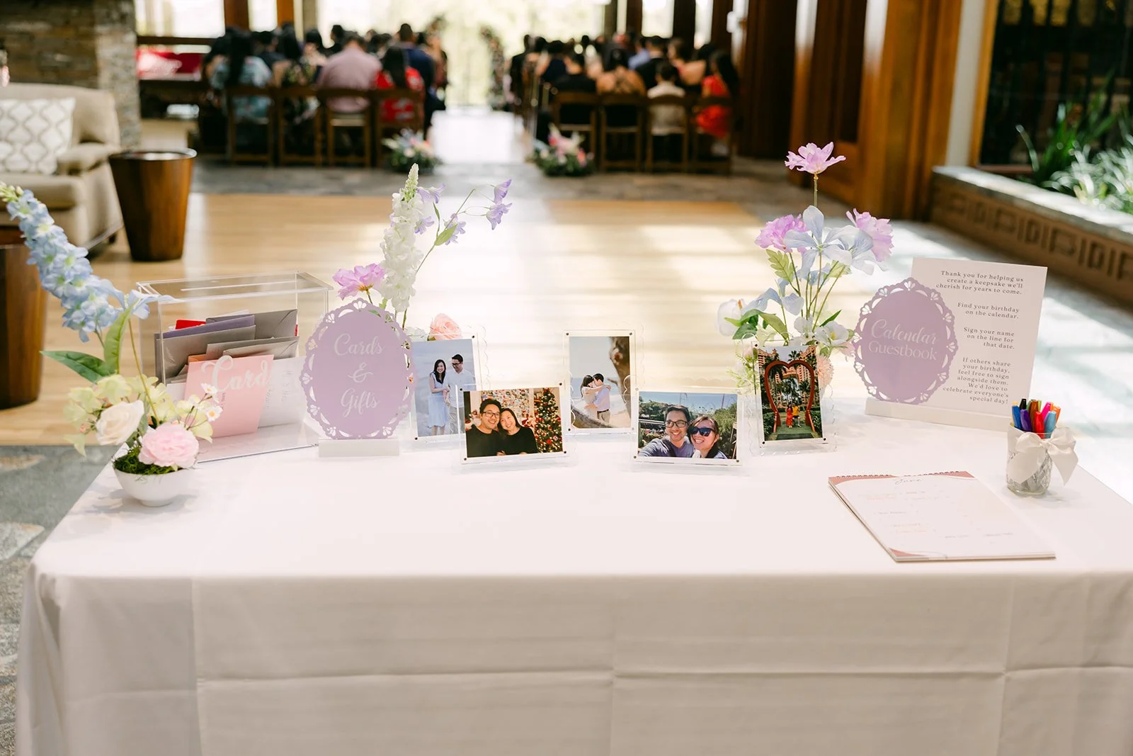 The welcome table with lavender details