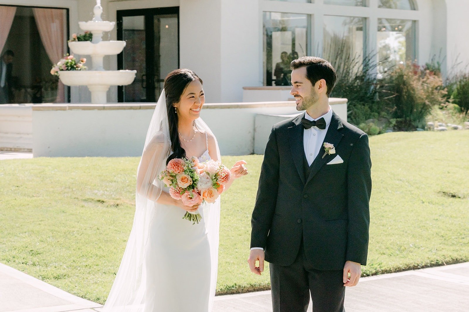 Stephanie and Kevin seeing each other for the first time by the Sterling Hills fountain