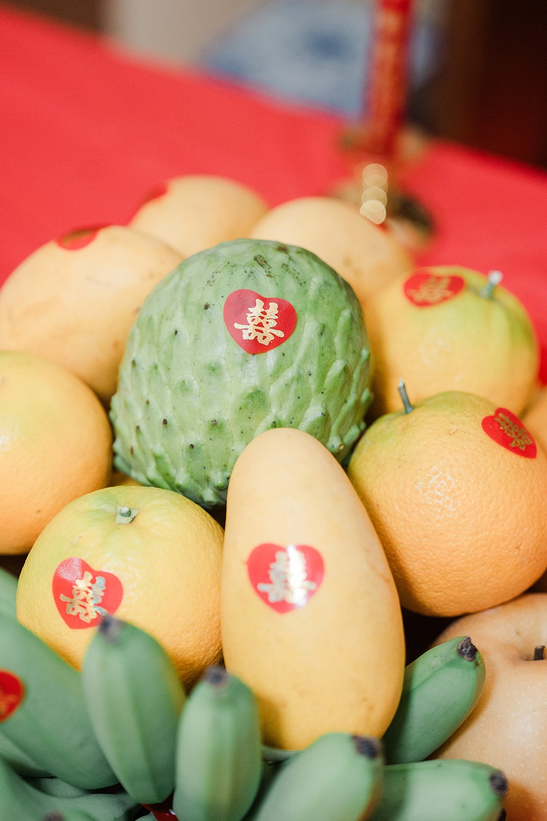 A plate of fresh fruit for the tea ceremony.