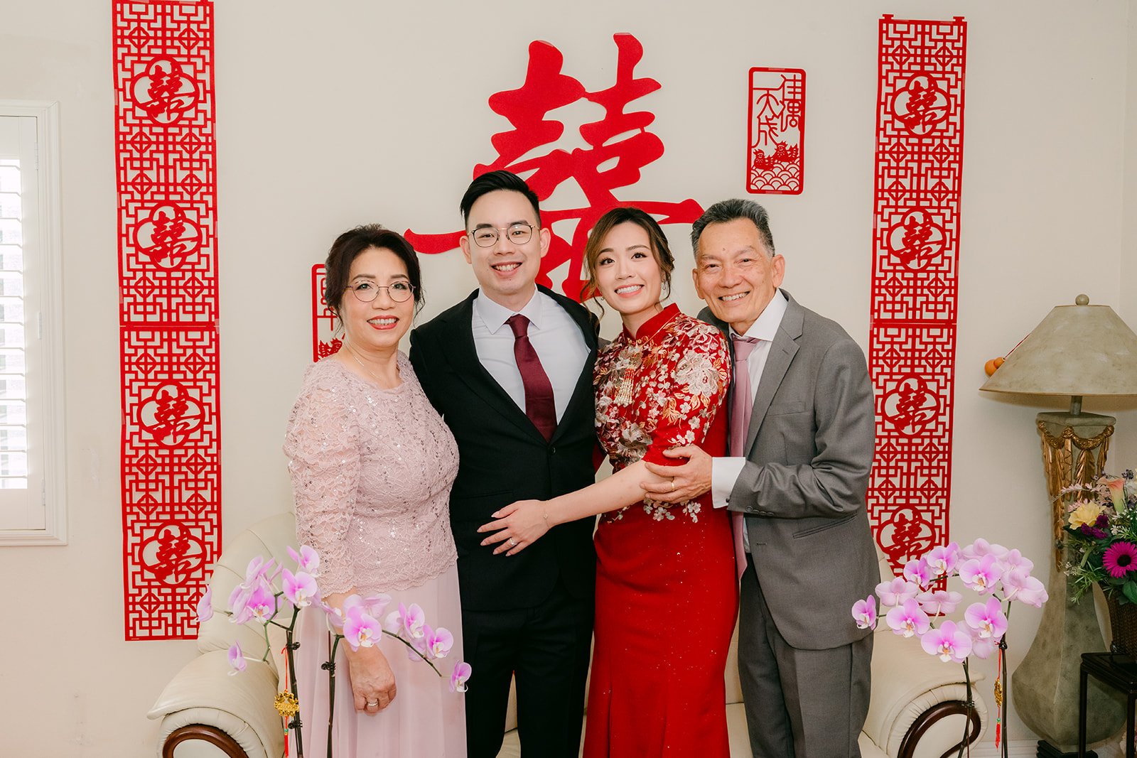 Pauline and Ken with family before the tea ceremony.