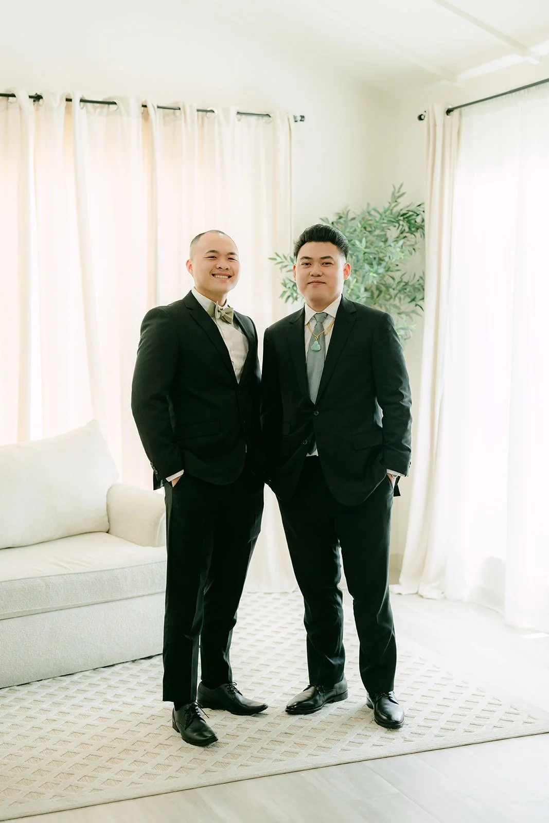 Vincent and a groomsman ready to go