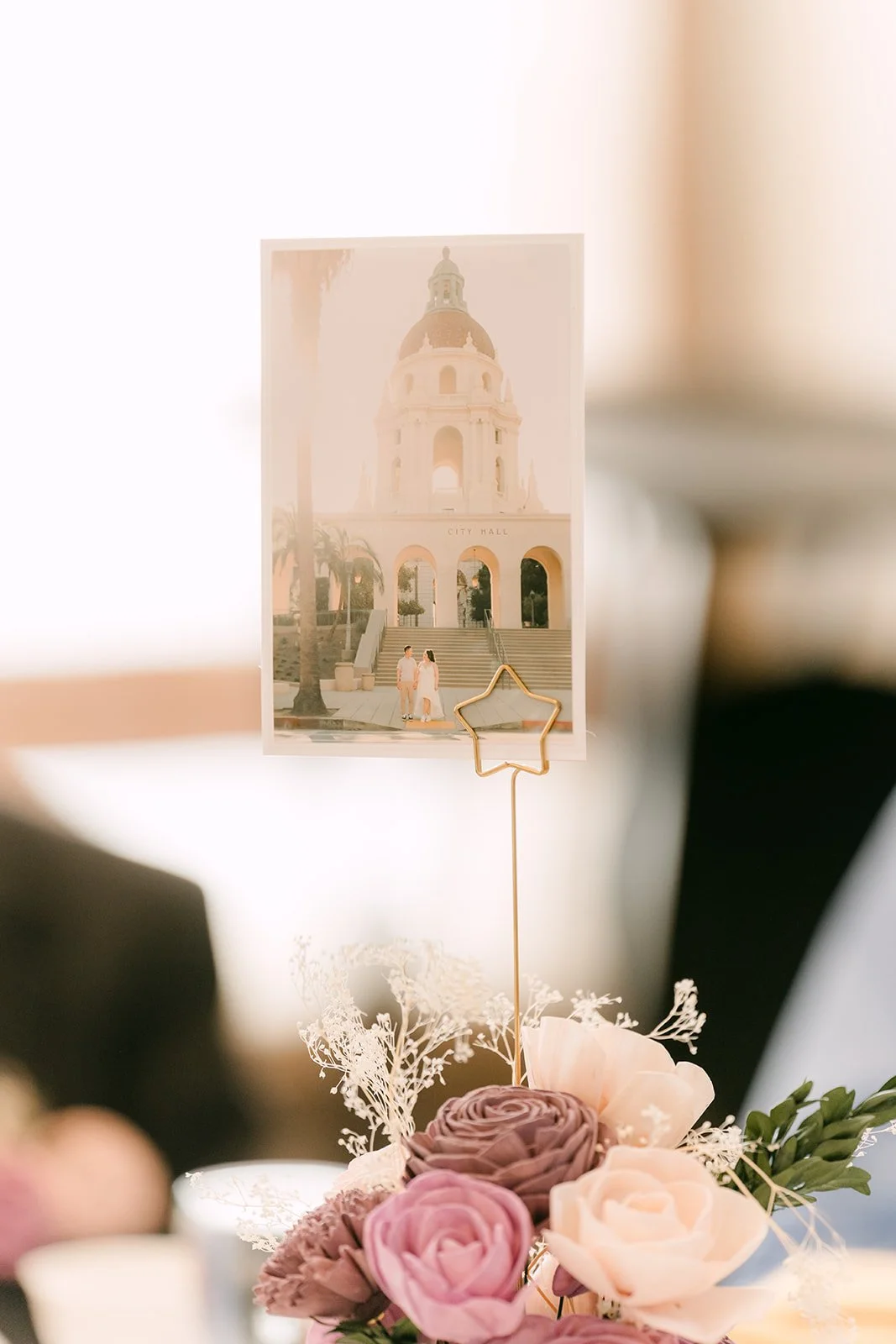 Table number with a photo of a landmark.