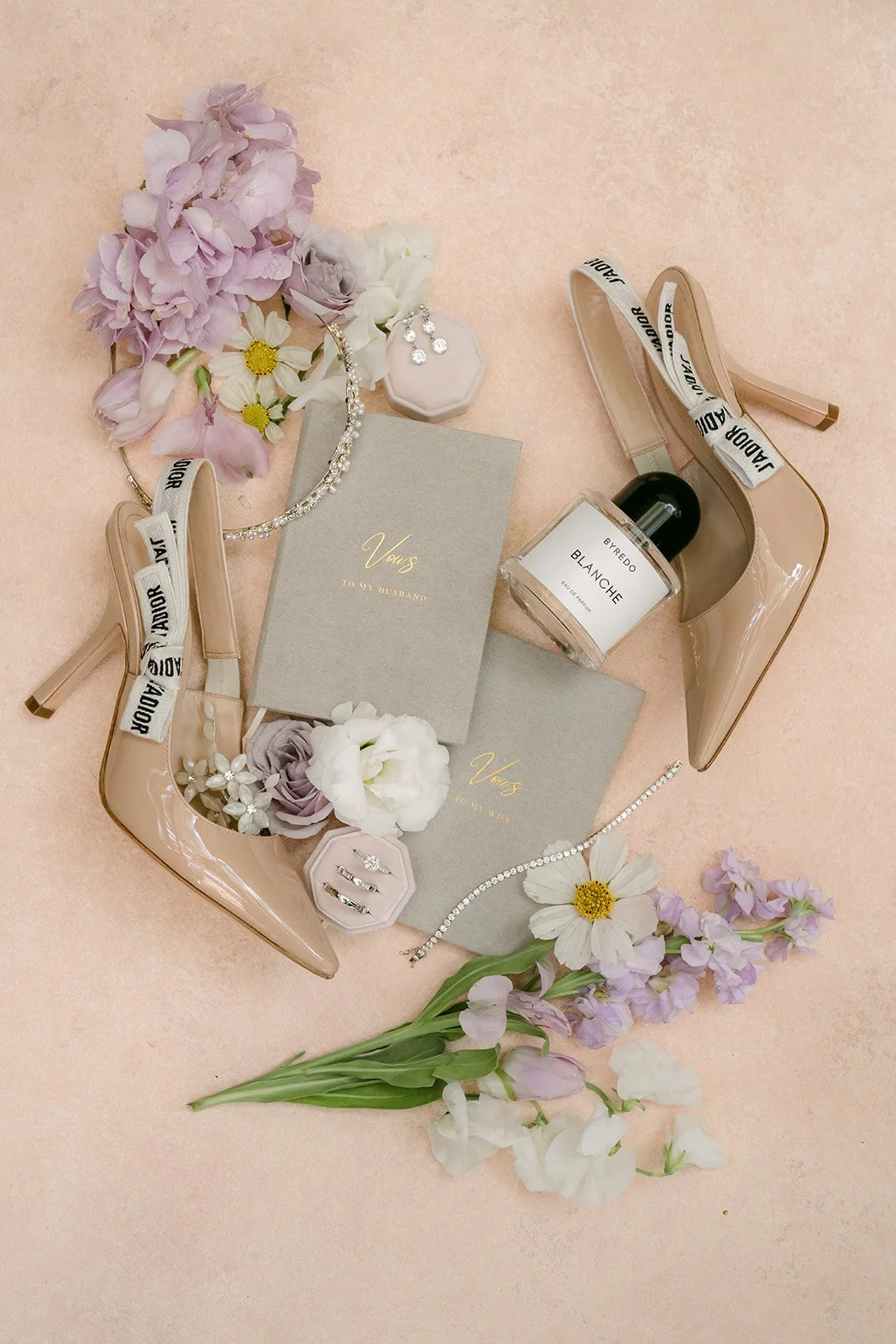 HaemiByeongWedding_Flatlay_0001.jpg