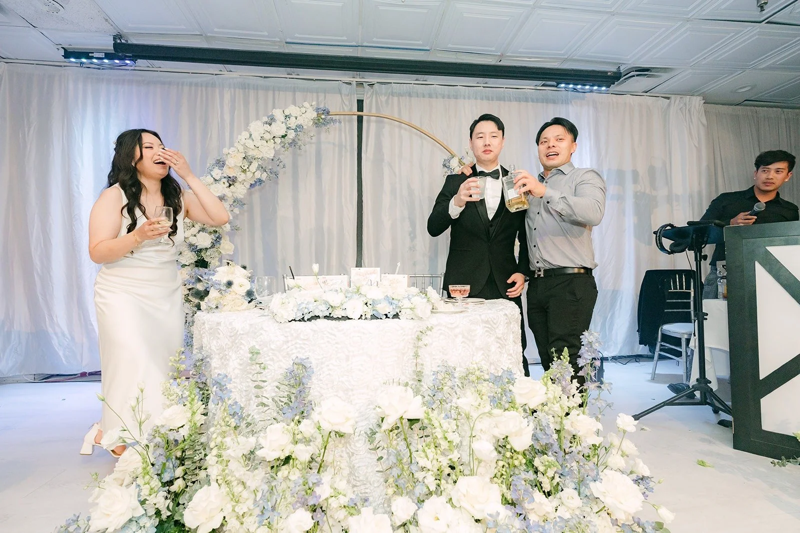 Wide view of the cake cutting at Paracel Events