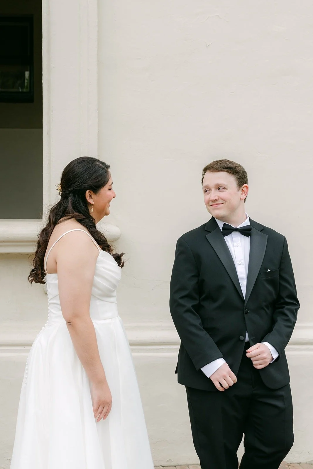 Matthew turning around to see Saira for the first time