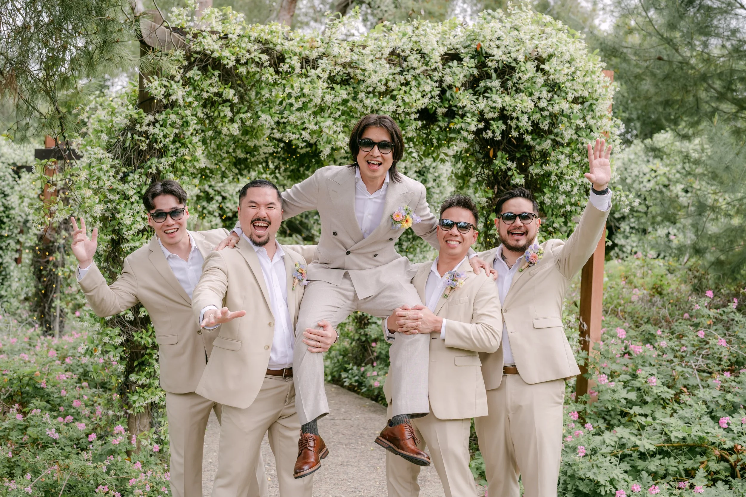 KatMikeWedding_SneakPeek_0060.jpg