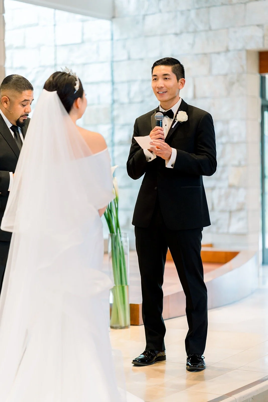 Steven reads his vows to Jacinda