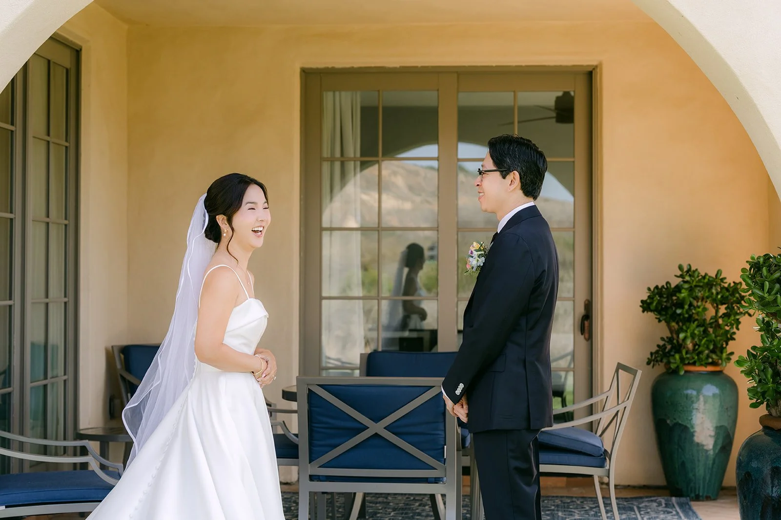 Saya and Leroy's first look on the terrace at Terranea Resort