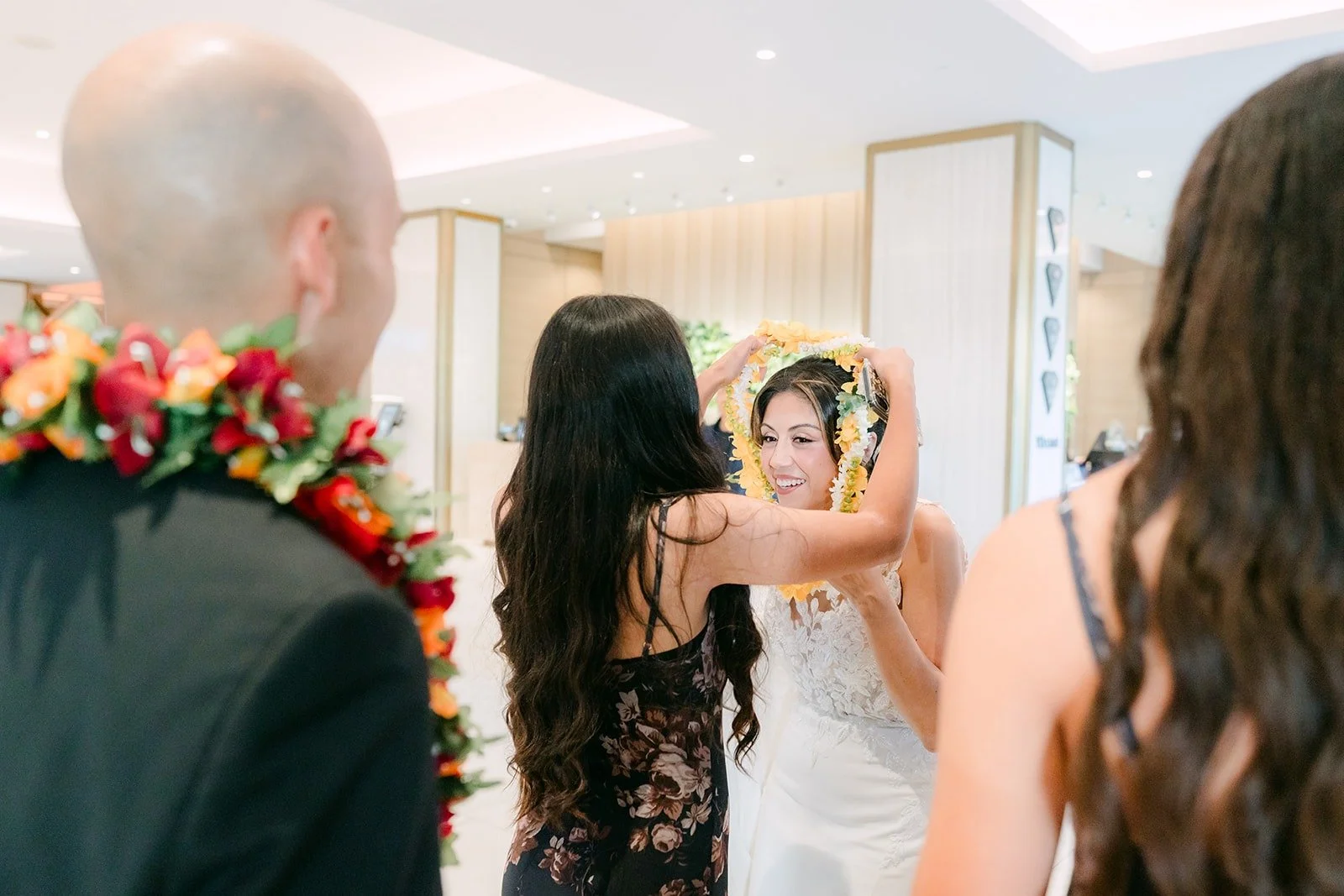 Guests greet Francesca and Daniel during cocktail hour, photographed by One and Only Production
