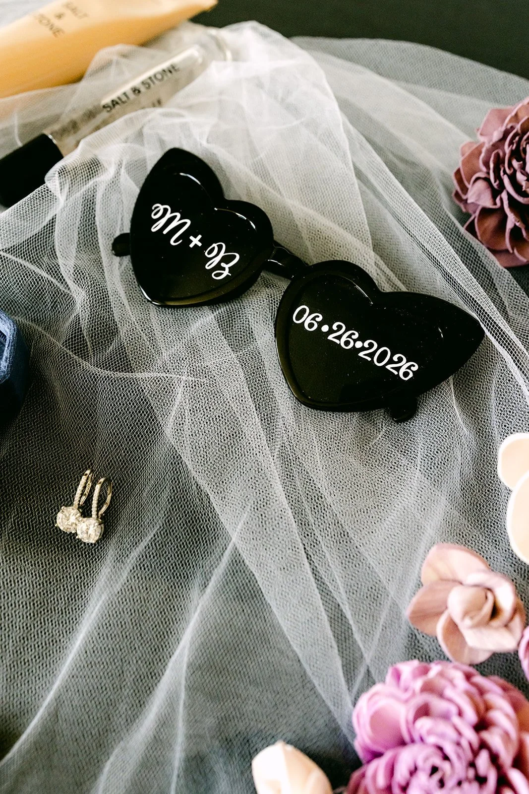 Black heart sunglasses printed with Mr and Mrs.