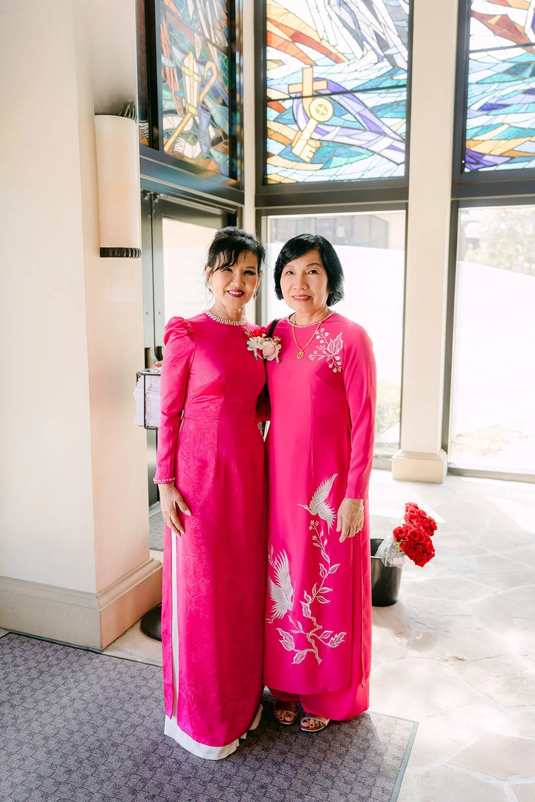 Family in pink ao dai before the ceremony