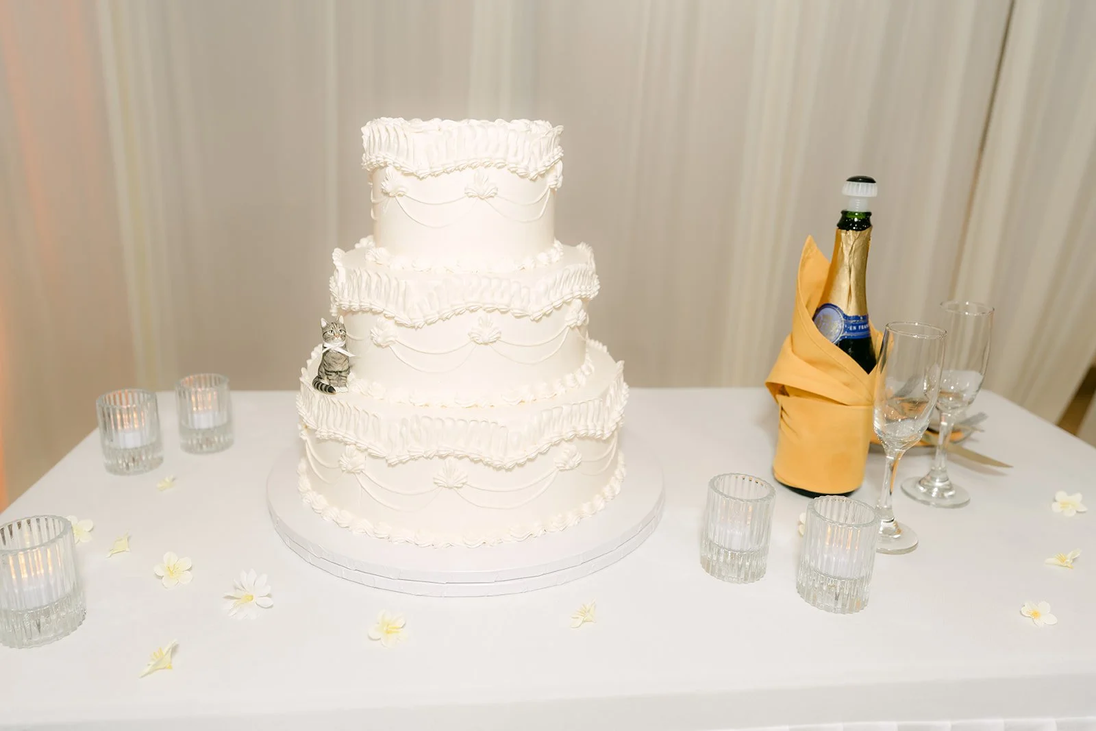 The wedding cake from Torrance Bakery