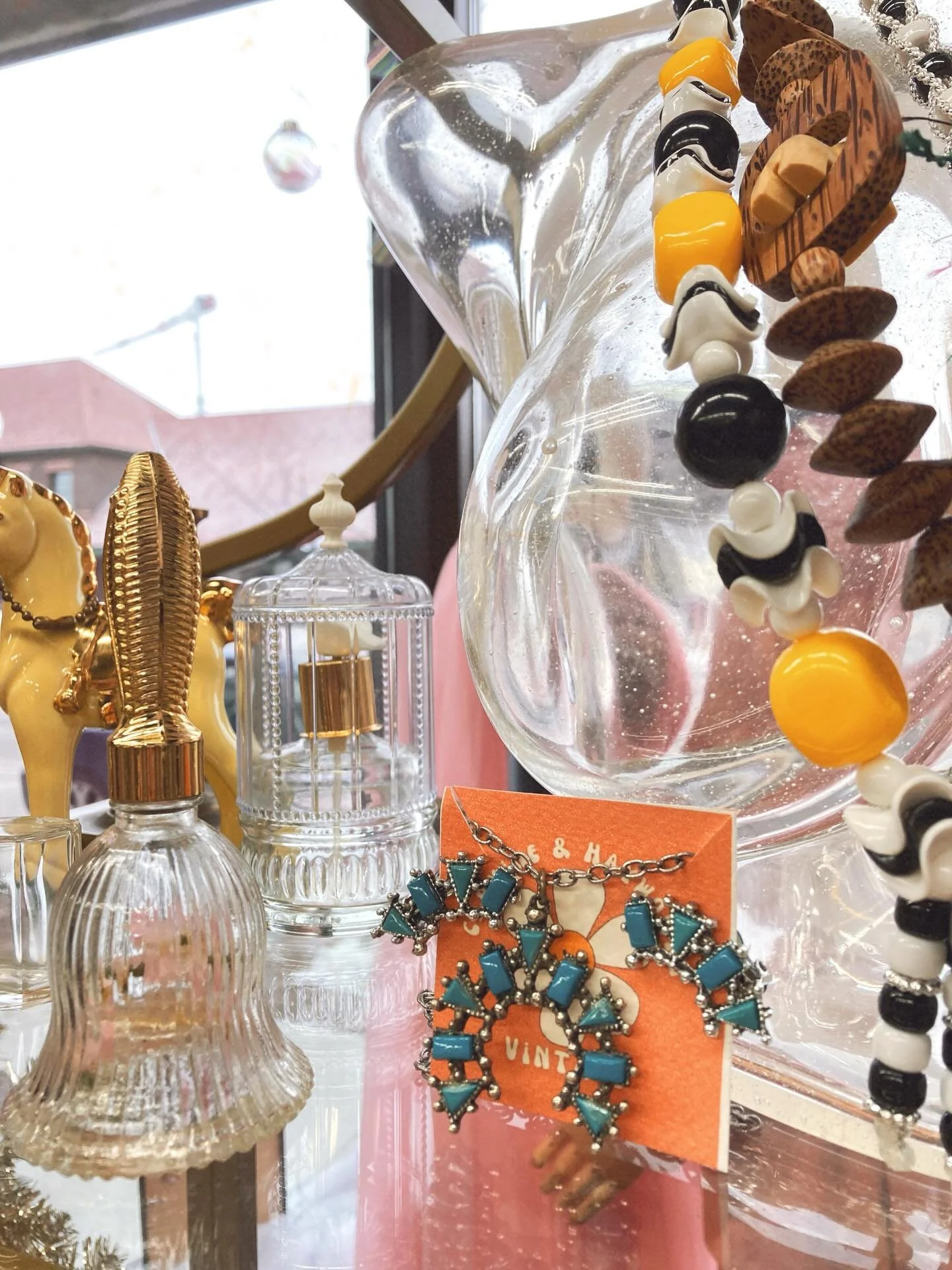 Back open &amp; cold as hell 🥶 

OPEN 11-5

#carmineandhayworth