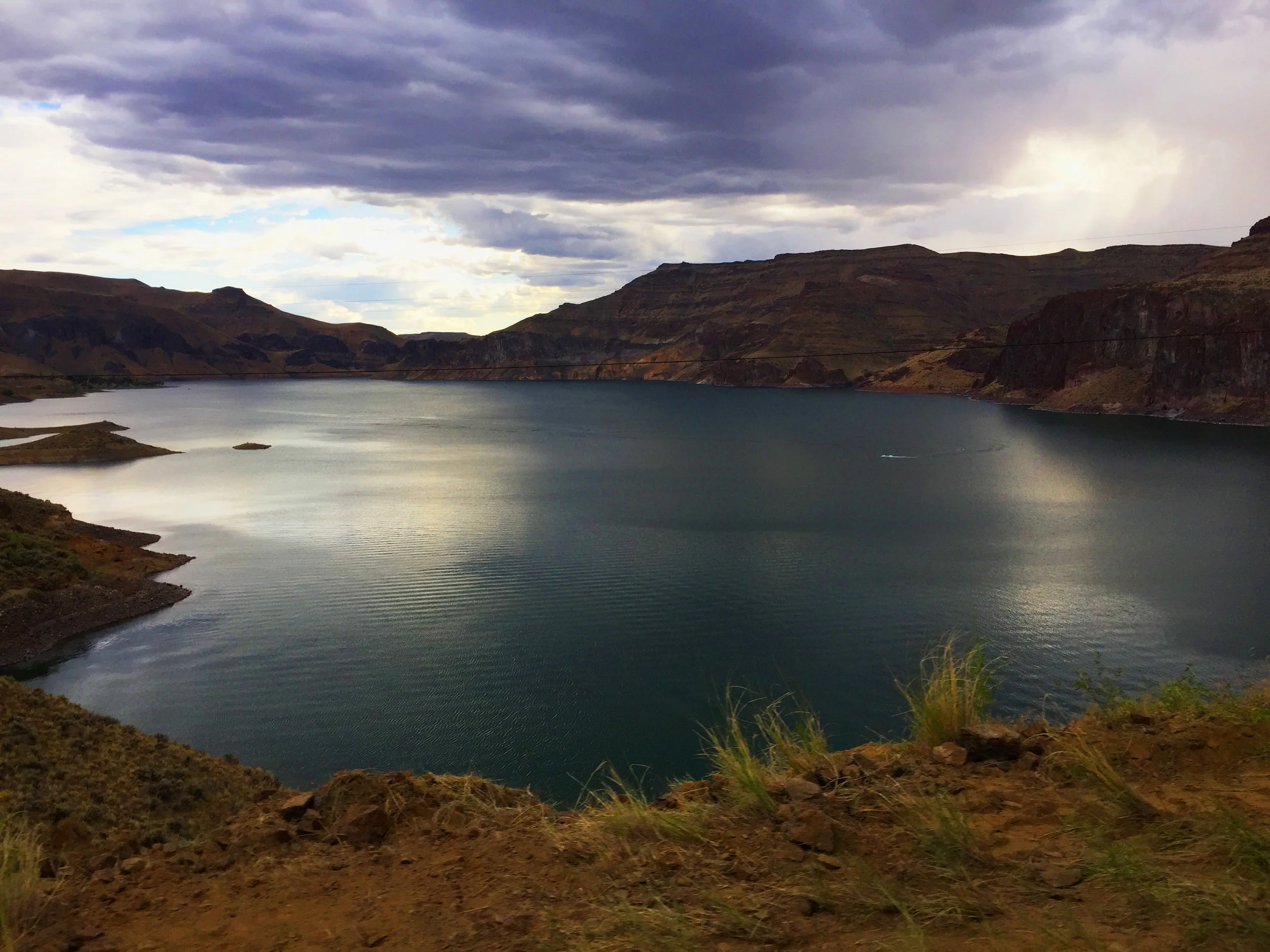 Lake Owyhee.JPG
