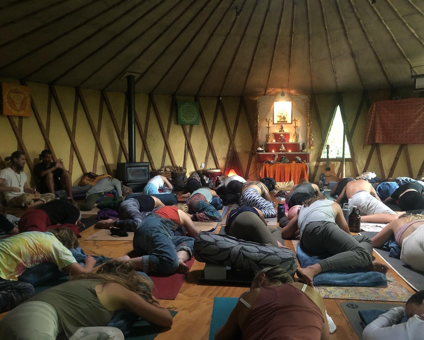 Welcome to Anahata.

This is Atma Mandir ~ The Soul Temple.

Jai Durga Ma
Jai Lakshmi Om
Hari Om Tat Sat

❤️ @yinculture 
 
#yinculture #soultemple #yinyogateachertraining #yinyoga #hariom #anahata