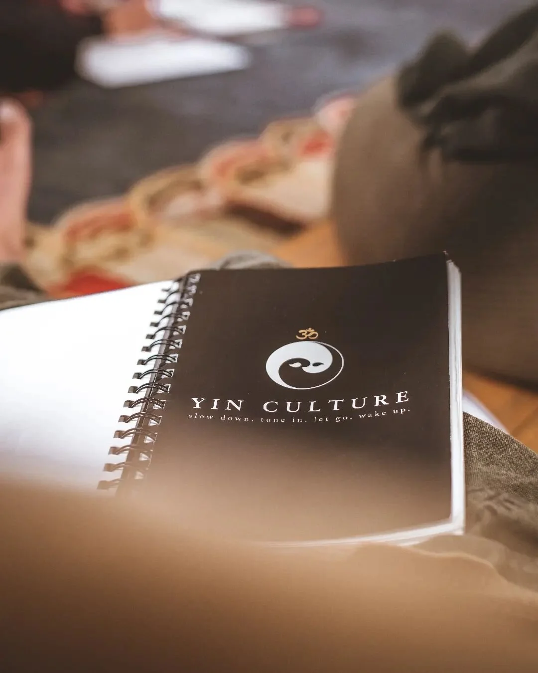 There has been 8 teacher trainings and 8 editions of the @yinculture manual since 2018.

Every manual has contained: Taoist philosophy. Yogic philosophy. Myofascial anatomy. Yogic energetics. The Mind. Asana. Pranayama. Meditation. Sequencing. Yin Cu