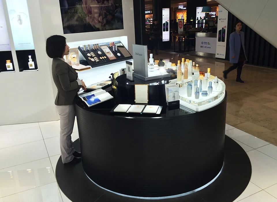 sulwhasoo_Nanjing Deji Plaza_02.jpg