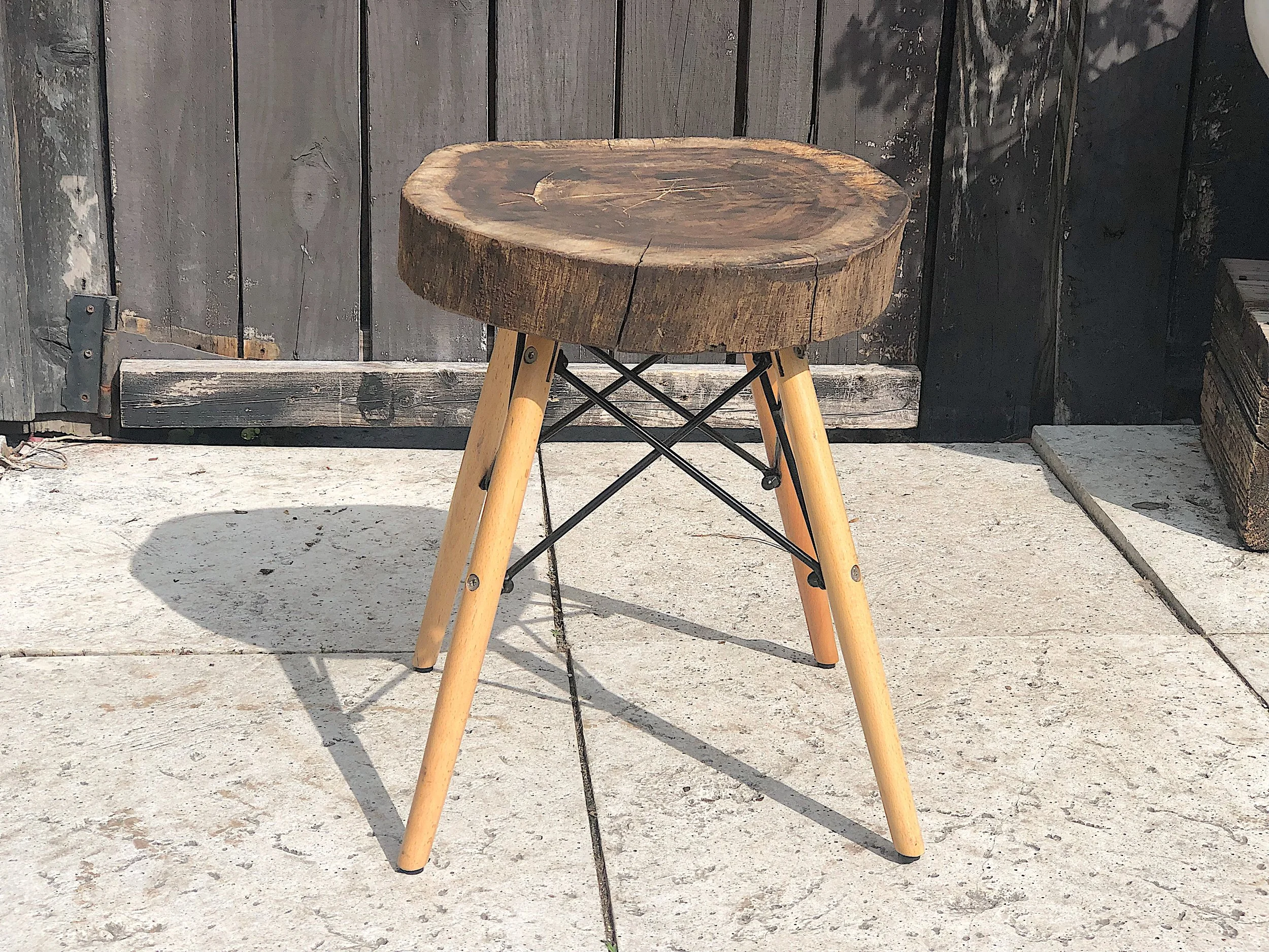 stool_1.JPG