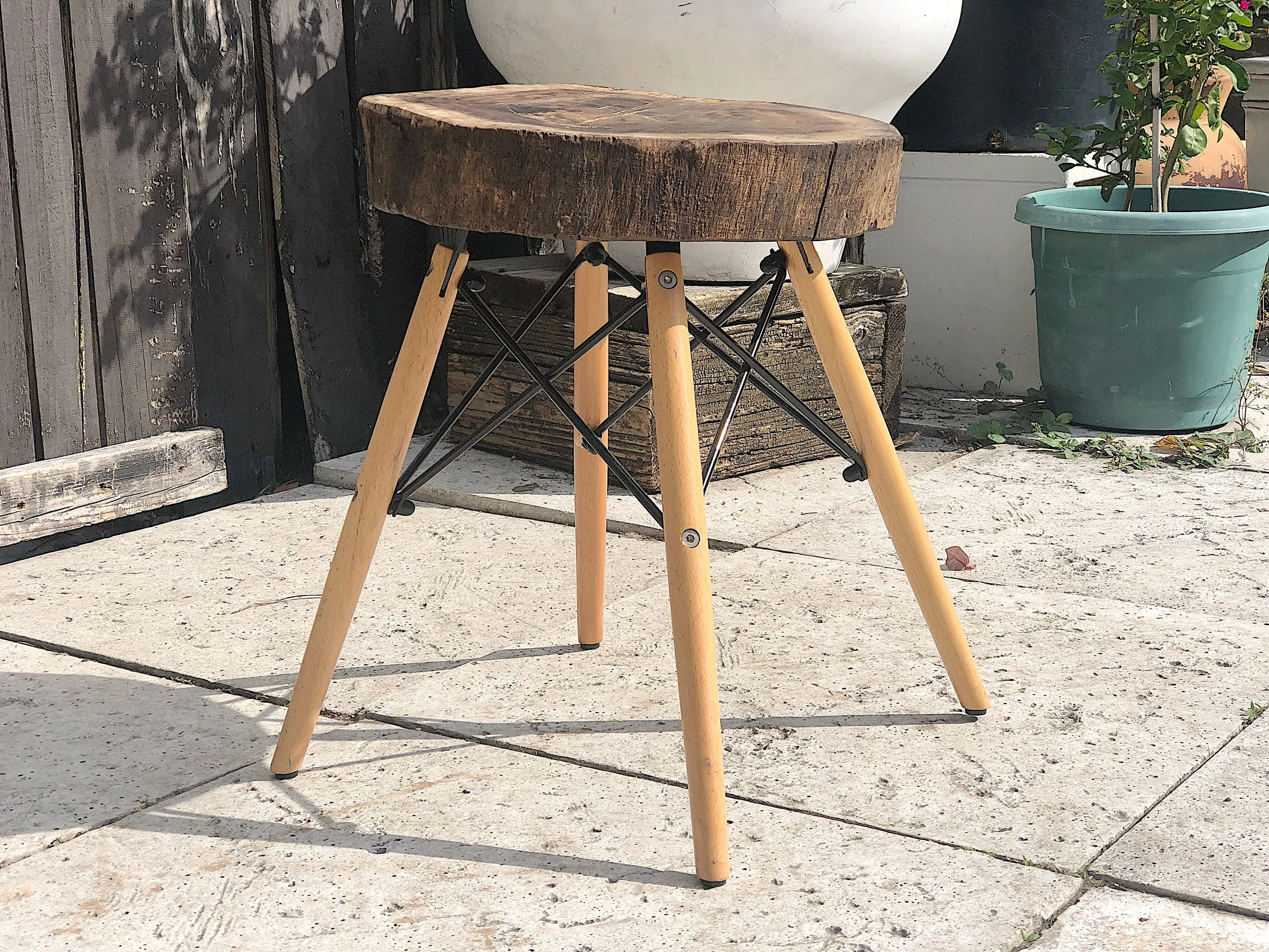 stool_2.JPG