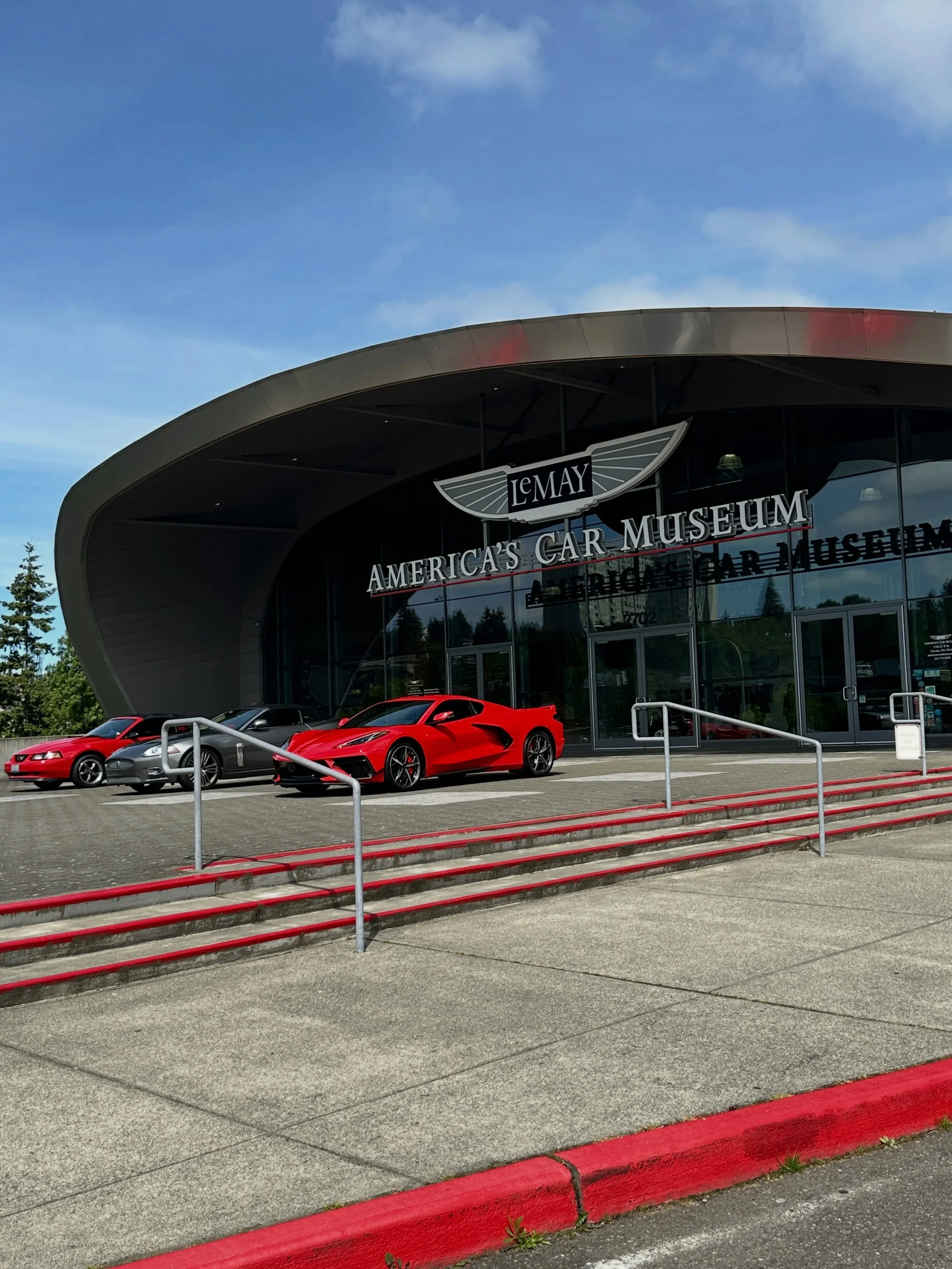 Mondays are for field trips. 
Headed south with no real destination, but an overdue visit to @revmochoppers and pop in to see an old friend. Lots of gems for a moto/mechanic nerd to explore.  #southsound #tacoma #olympia @americascarmuseum