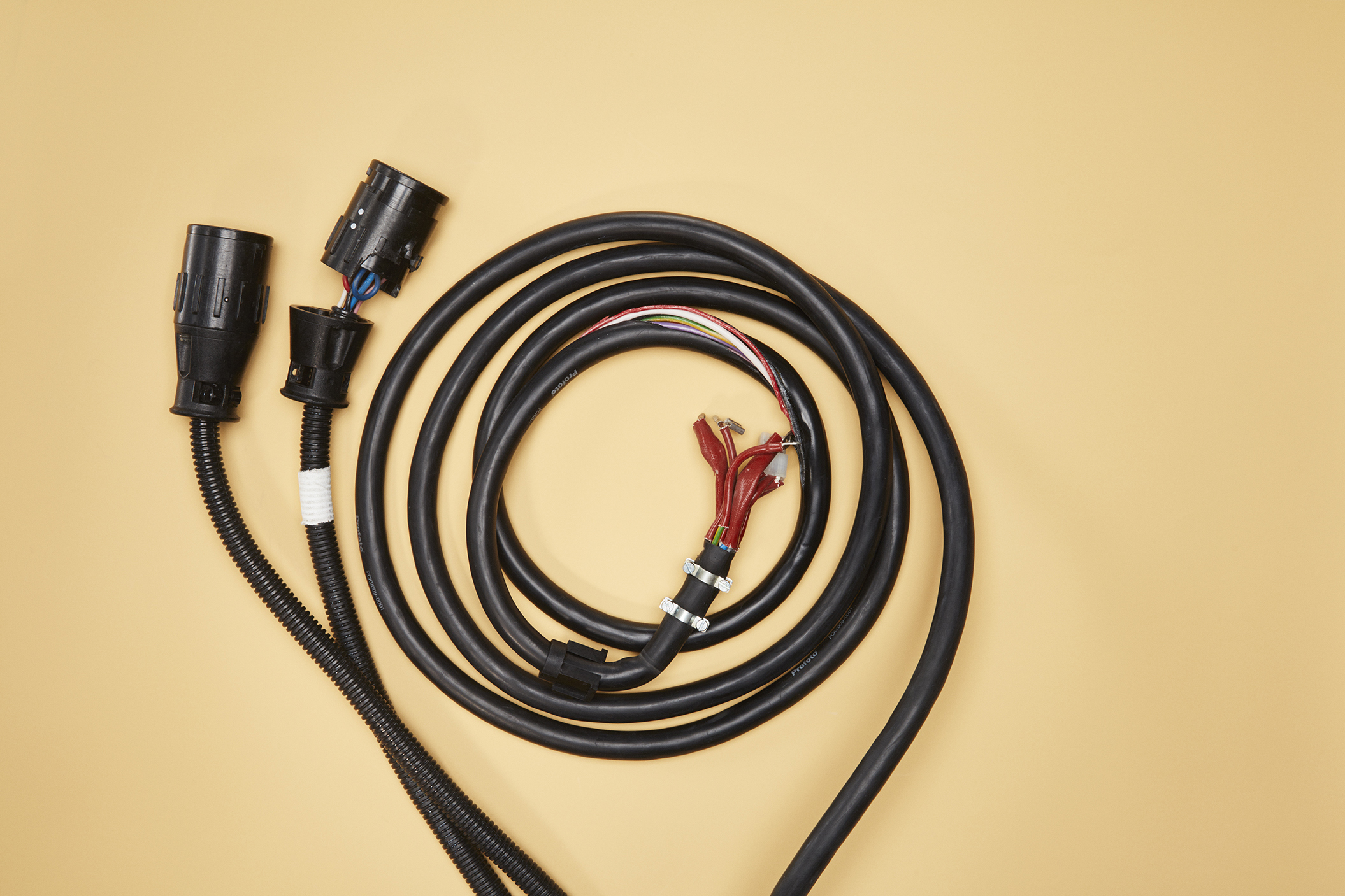 Mustard_Headcable_037.jpg
