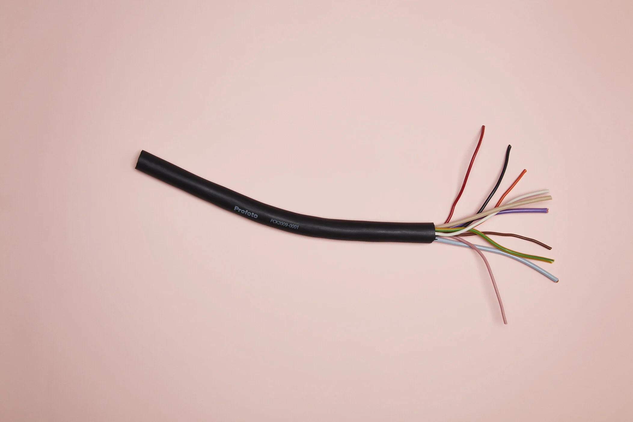 Pale_Pink_Cable_229.jpg